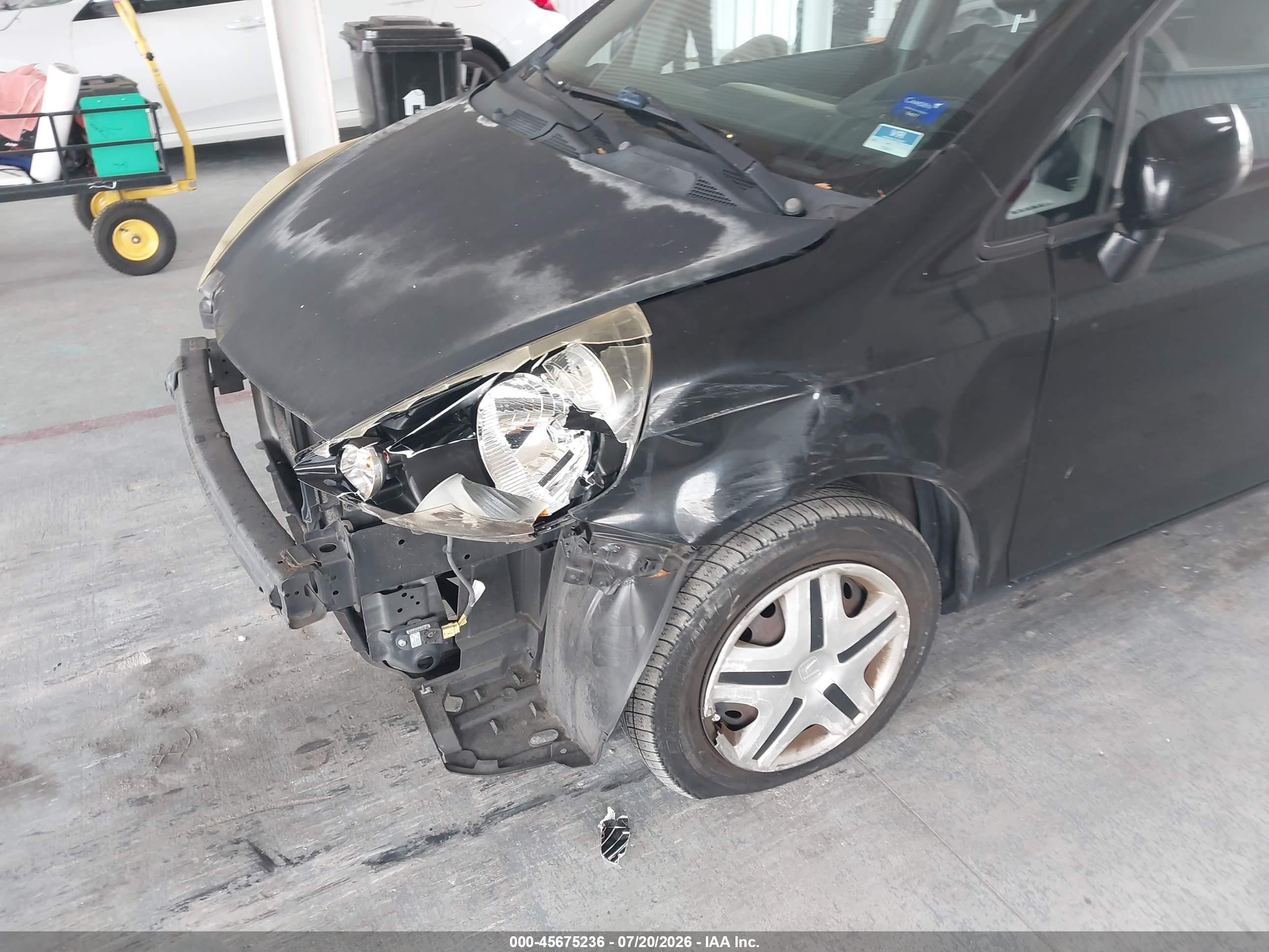 2008 Honda Fit   Black vin: JHMGD38458S044229