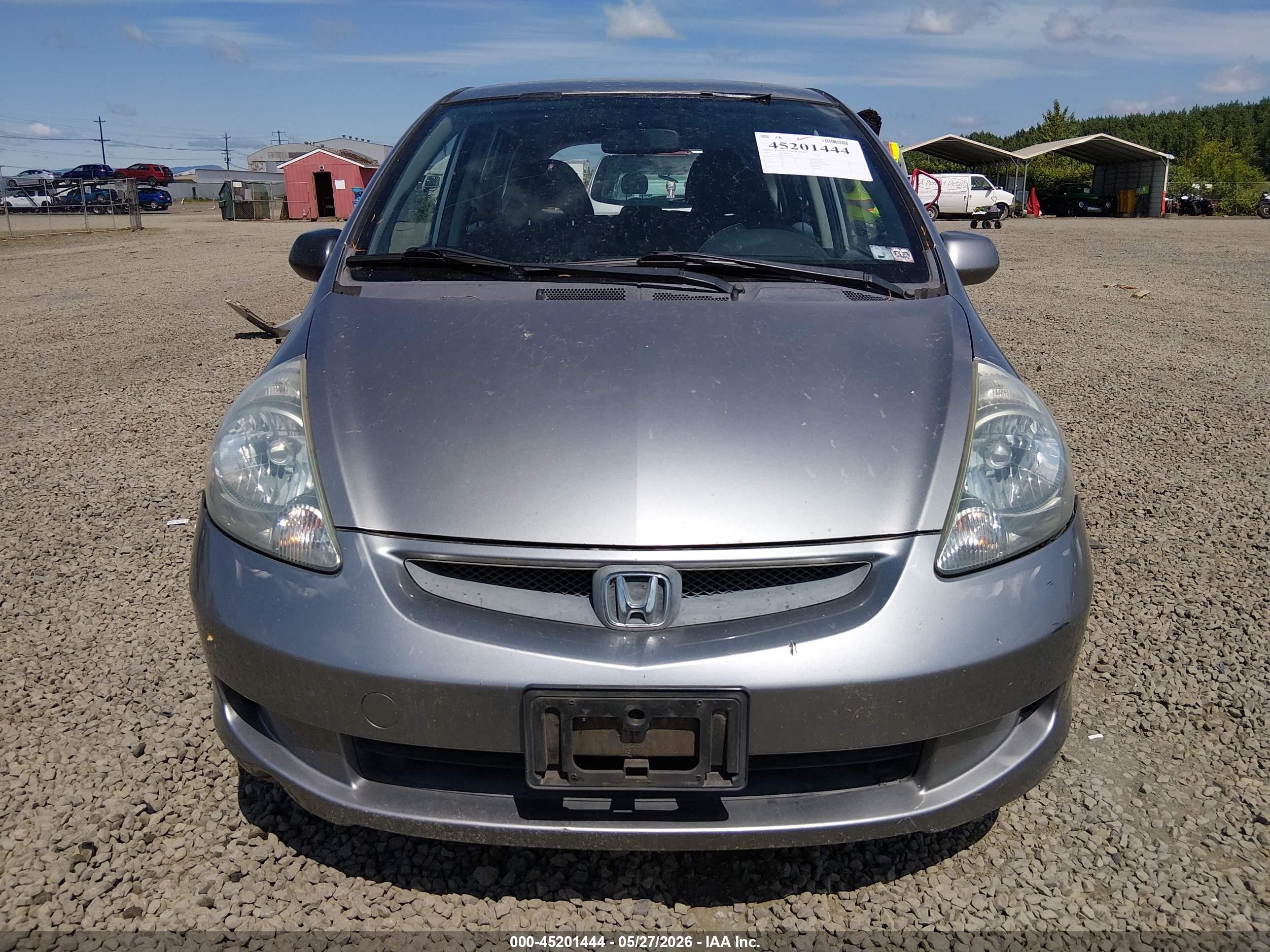 2007 Honda Fit   Silver vin: JHMGD38467S014235