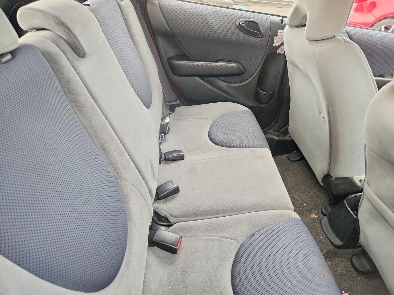 2007 Honda Fit Red vin: JHMGD38467S819006