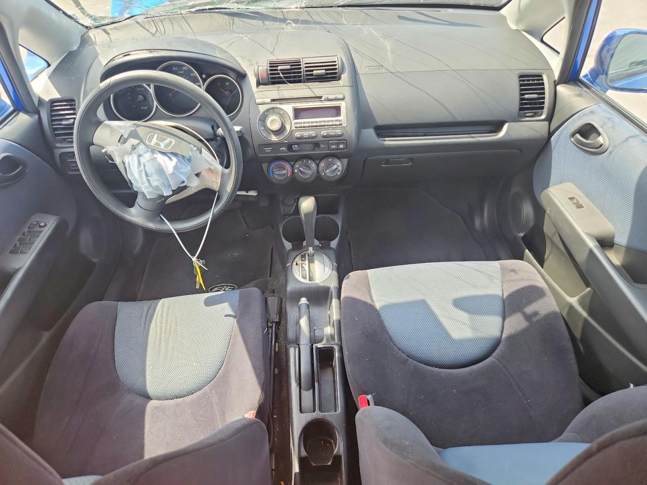 2008 Honda Fit Синий vin: JHMGD38468S033675
