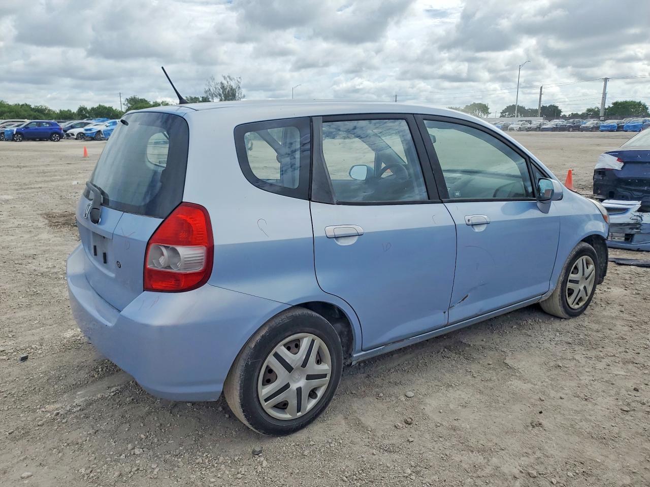 2008 Honda Fit Blue vin: JHMGD38468S046832