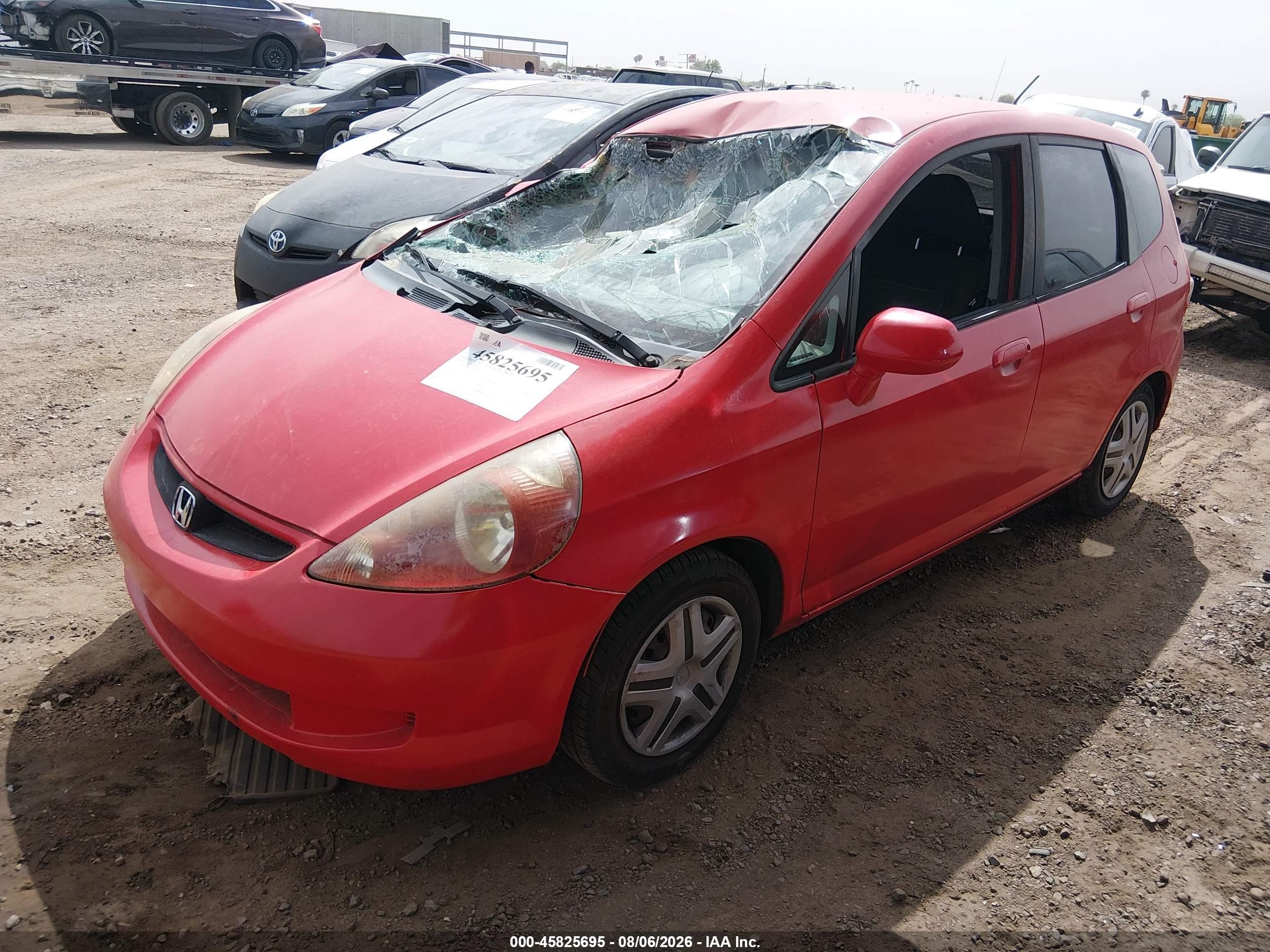 2008 Honda Fit   Красный vin: JHMGD38468S070628