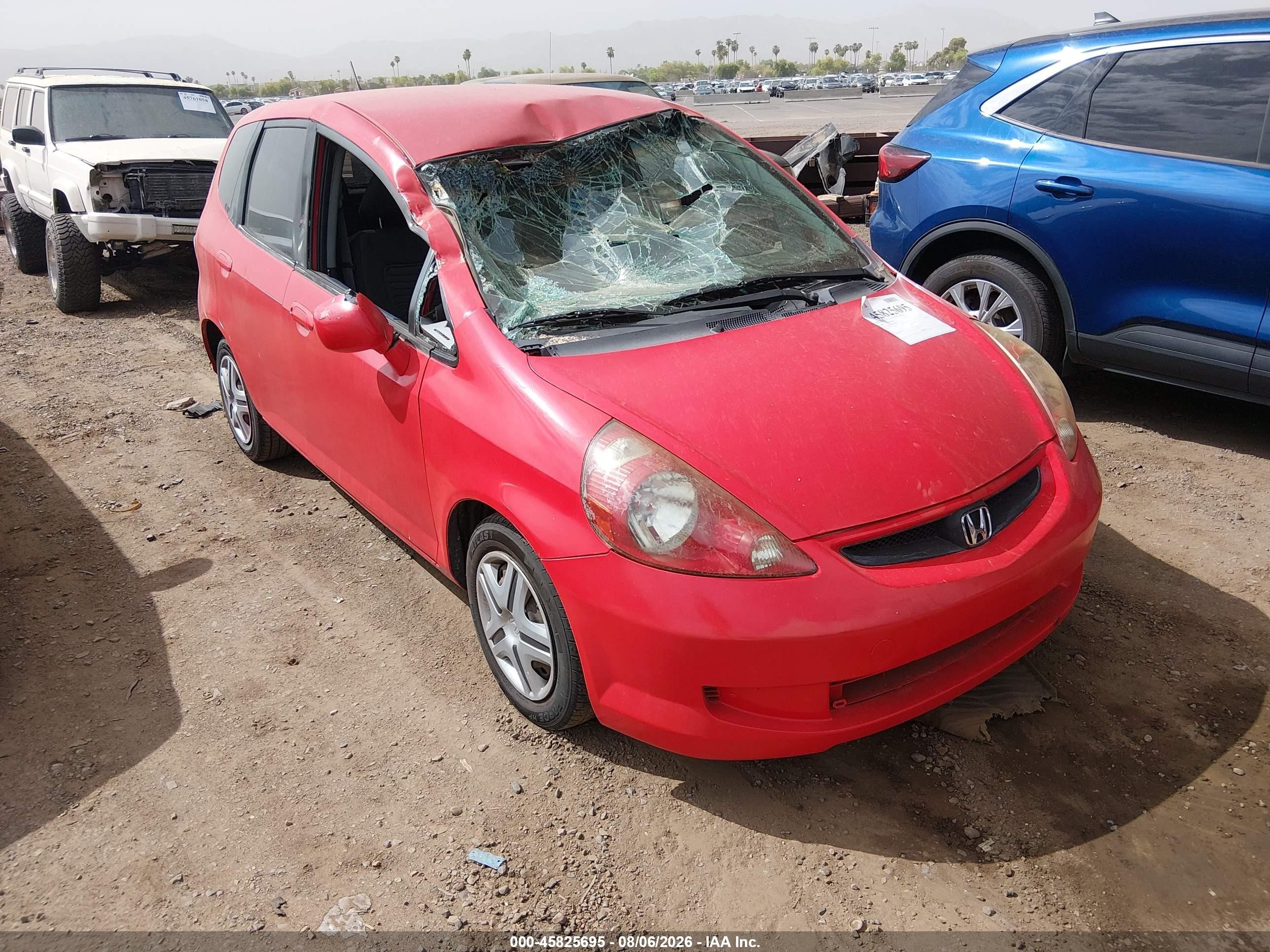 2008 Honda Fit   Красный vin: JHMGD38468S070628