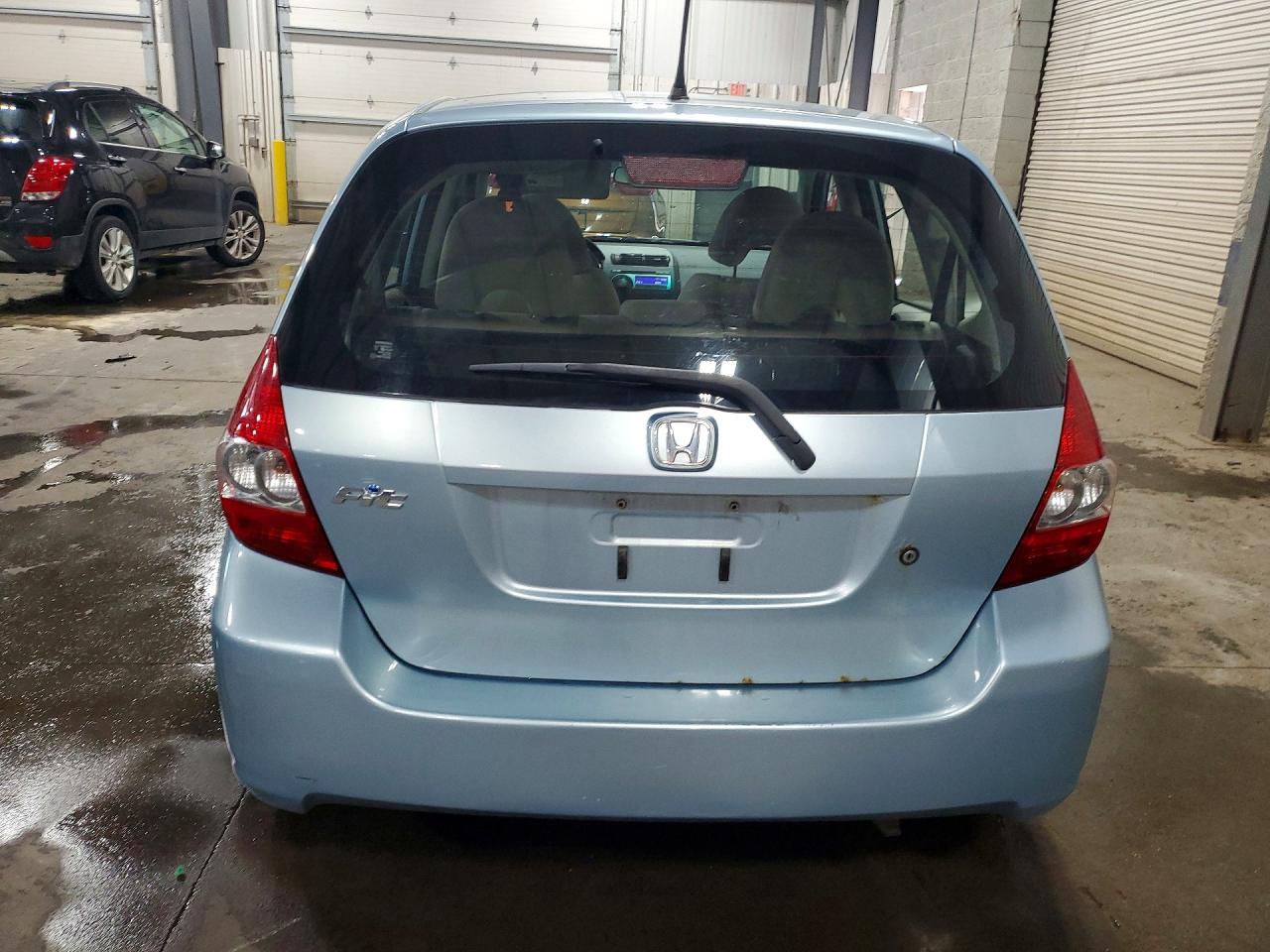 2007 Honda Fit Blue vin: JHMGD38487S005651