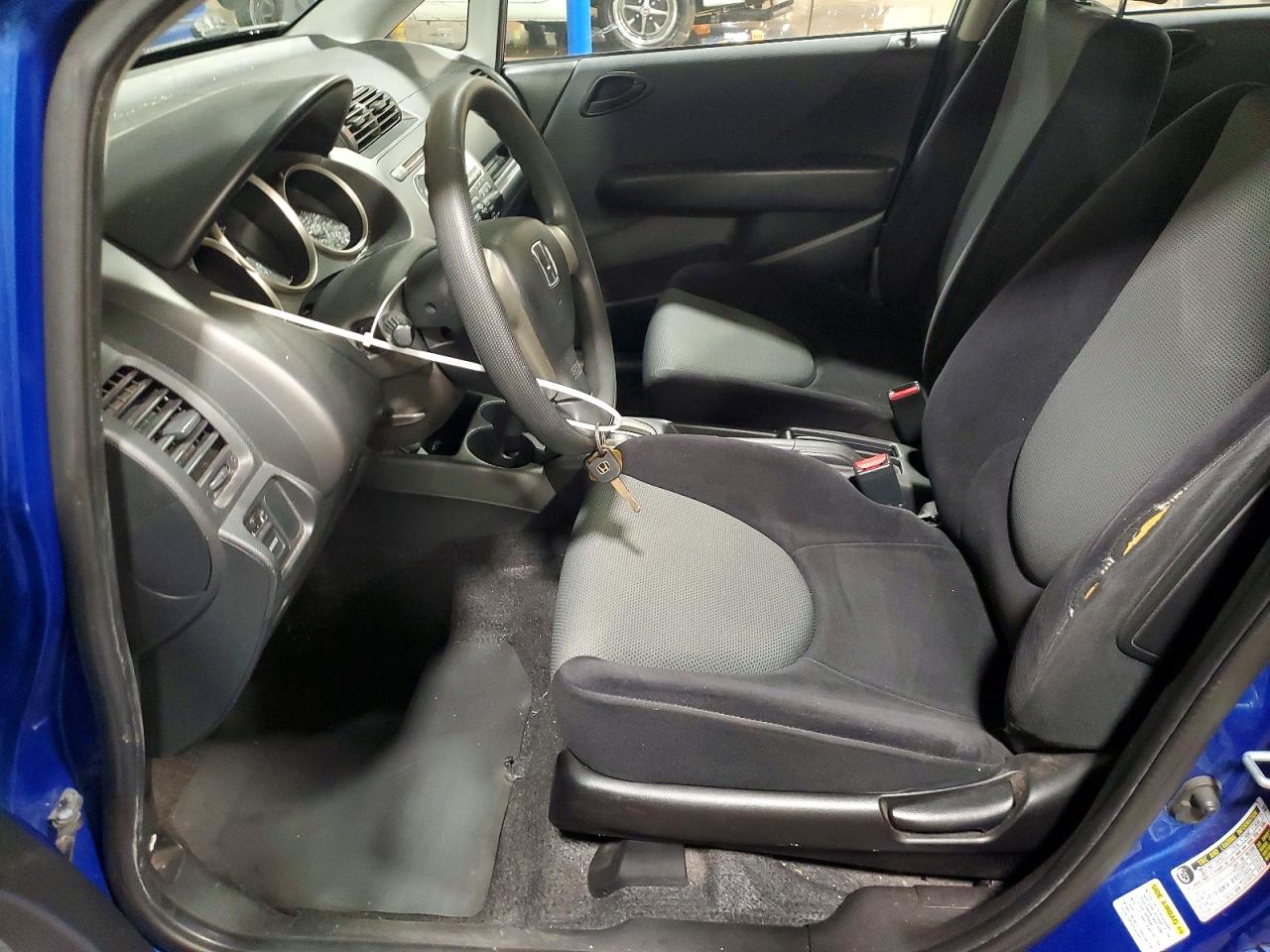 2007 Honda Fit Blue vin: JHMGD38487S010879