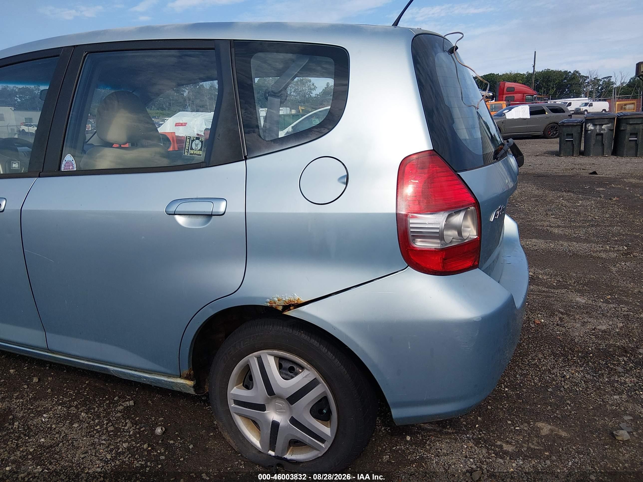 2007 Honda Fit   Бирюзовый vin: JHMGD38497S024337