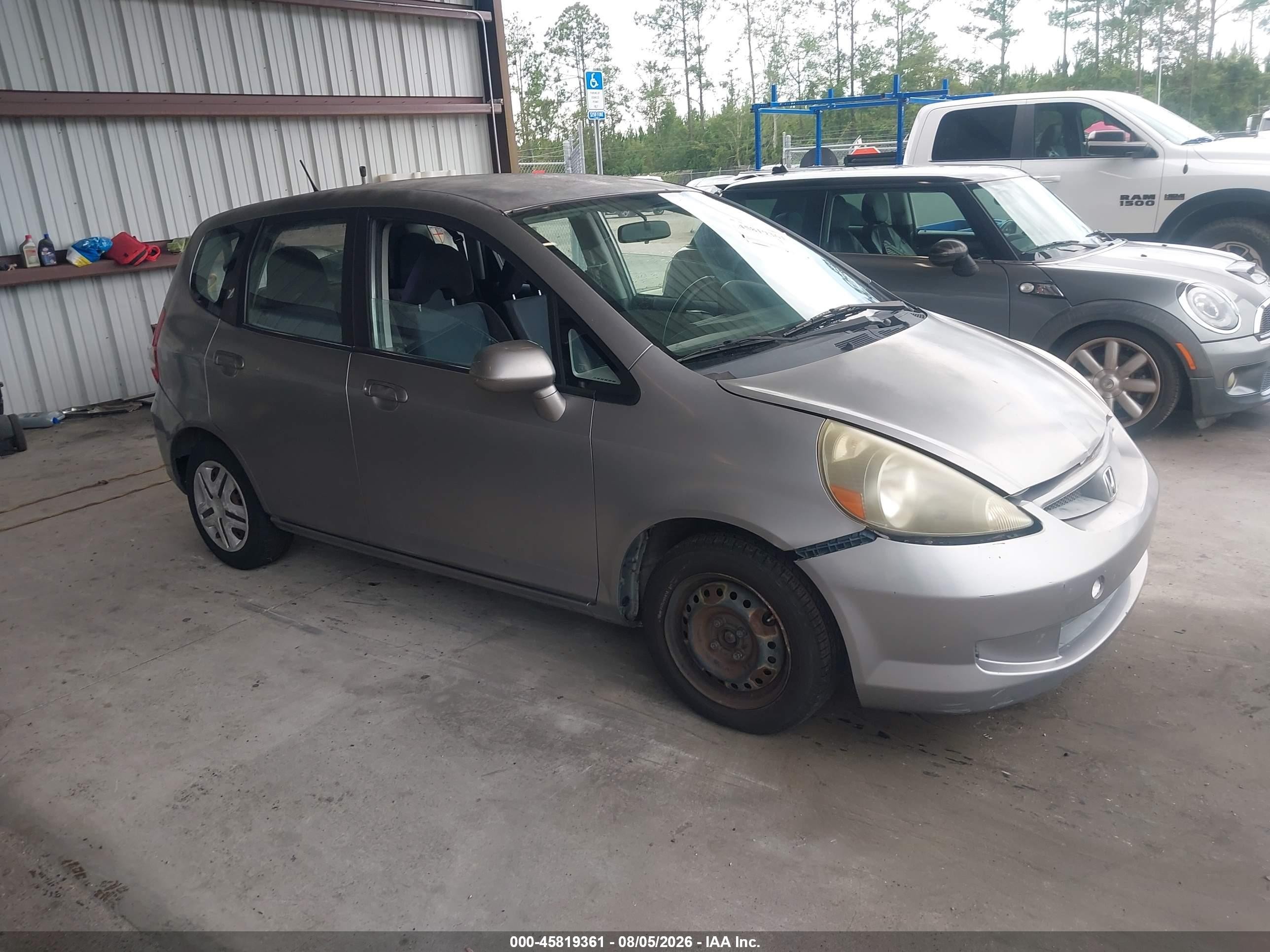 2008 Honda Fit   Серебряный vin: JHMGD38498S061079