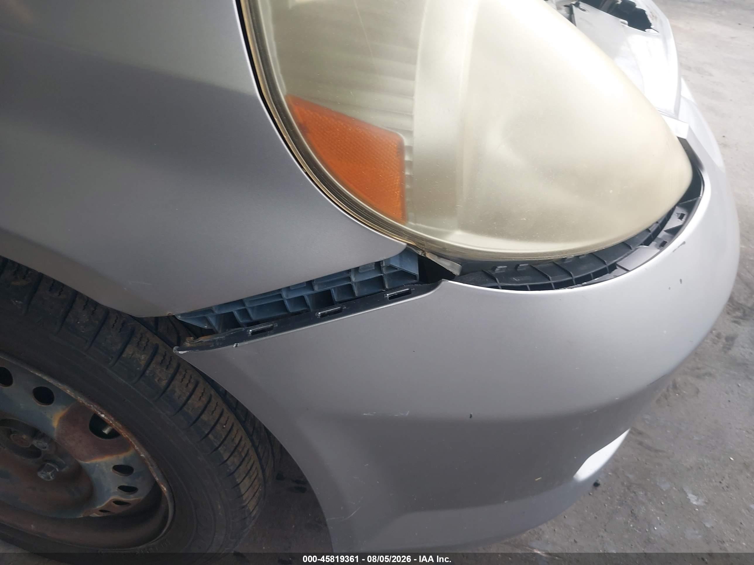 2008 Honda Fit   Серебряный vin: JHMGD38498S061079