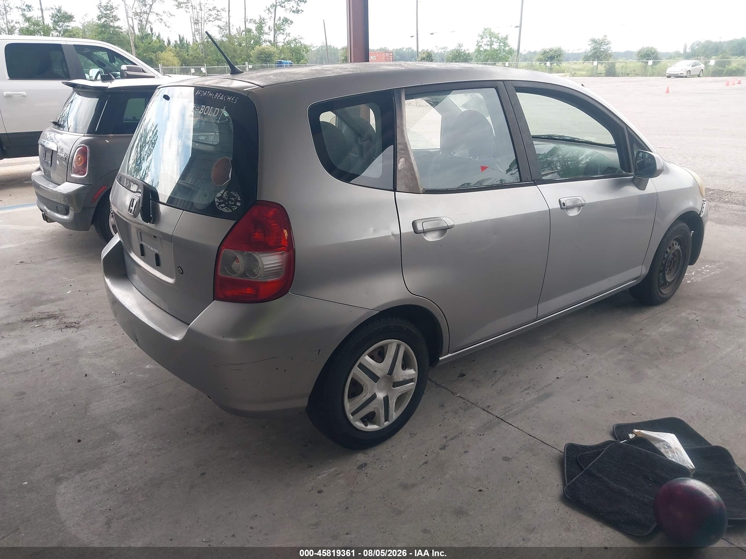 2008 Honda Fit   Серебряный vin: JHMGD38498S061079
