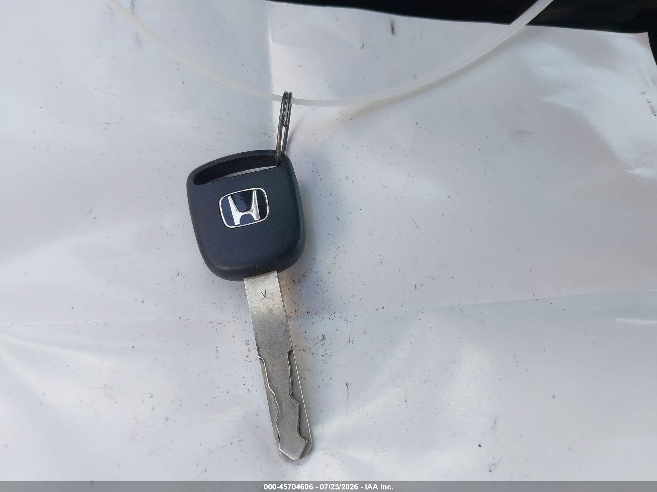 2008 Honda Fit   Red vin: JHMGD38498S067030