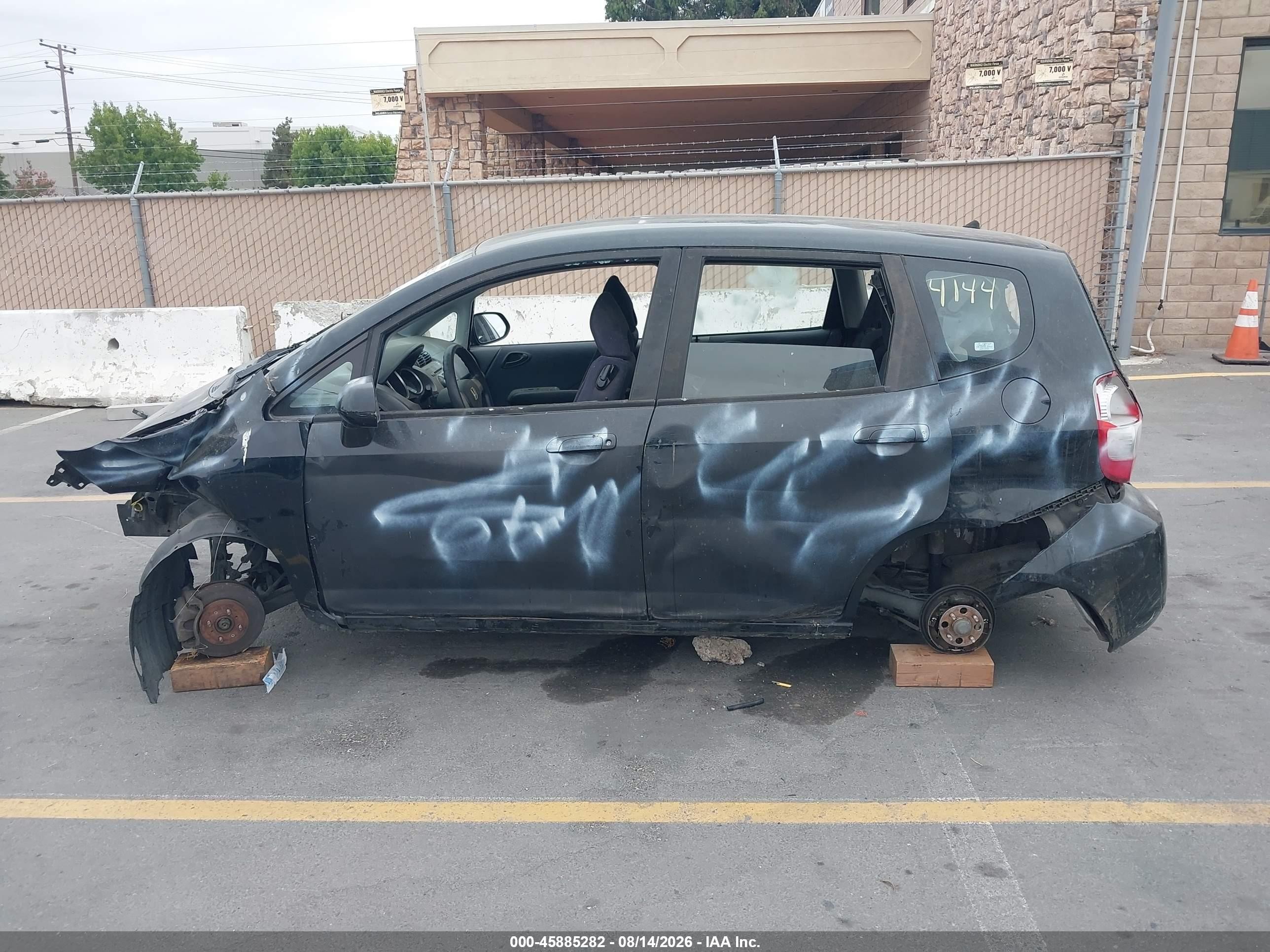 2007 Honda Fit   Black vin: JHMGD384X7S044144