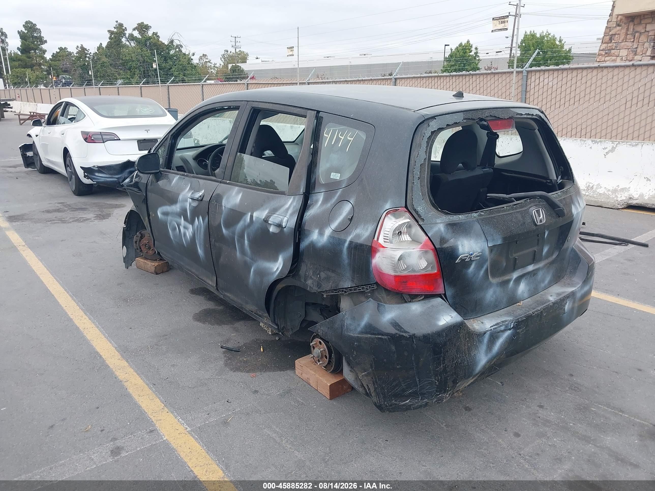 2007 Honda Fit   Black vin: JHMGD384X7S044144