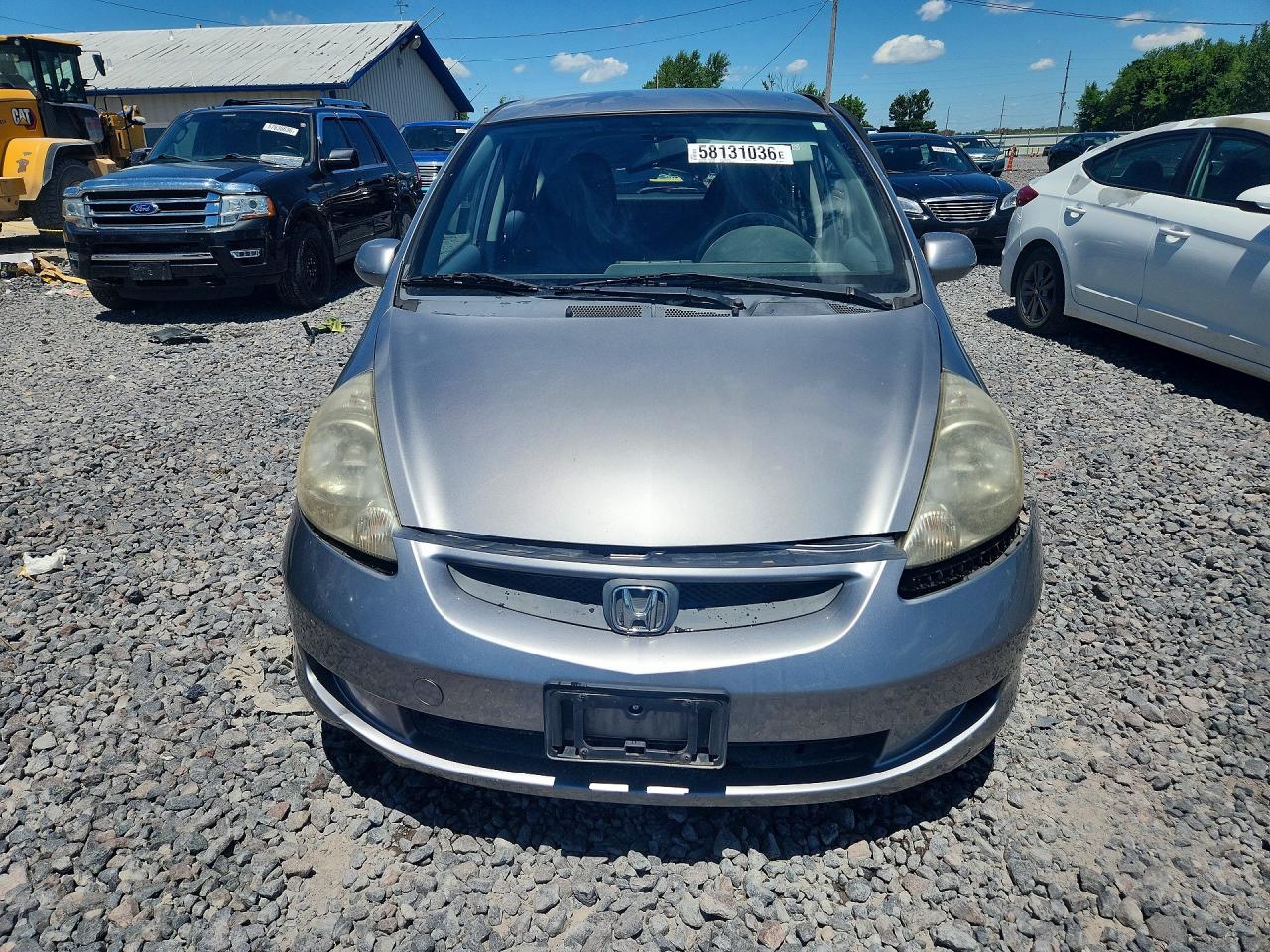 2007 Honda Fit Silver vin: JHMGD384X7S050719
