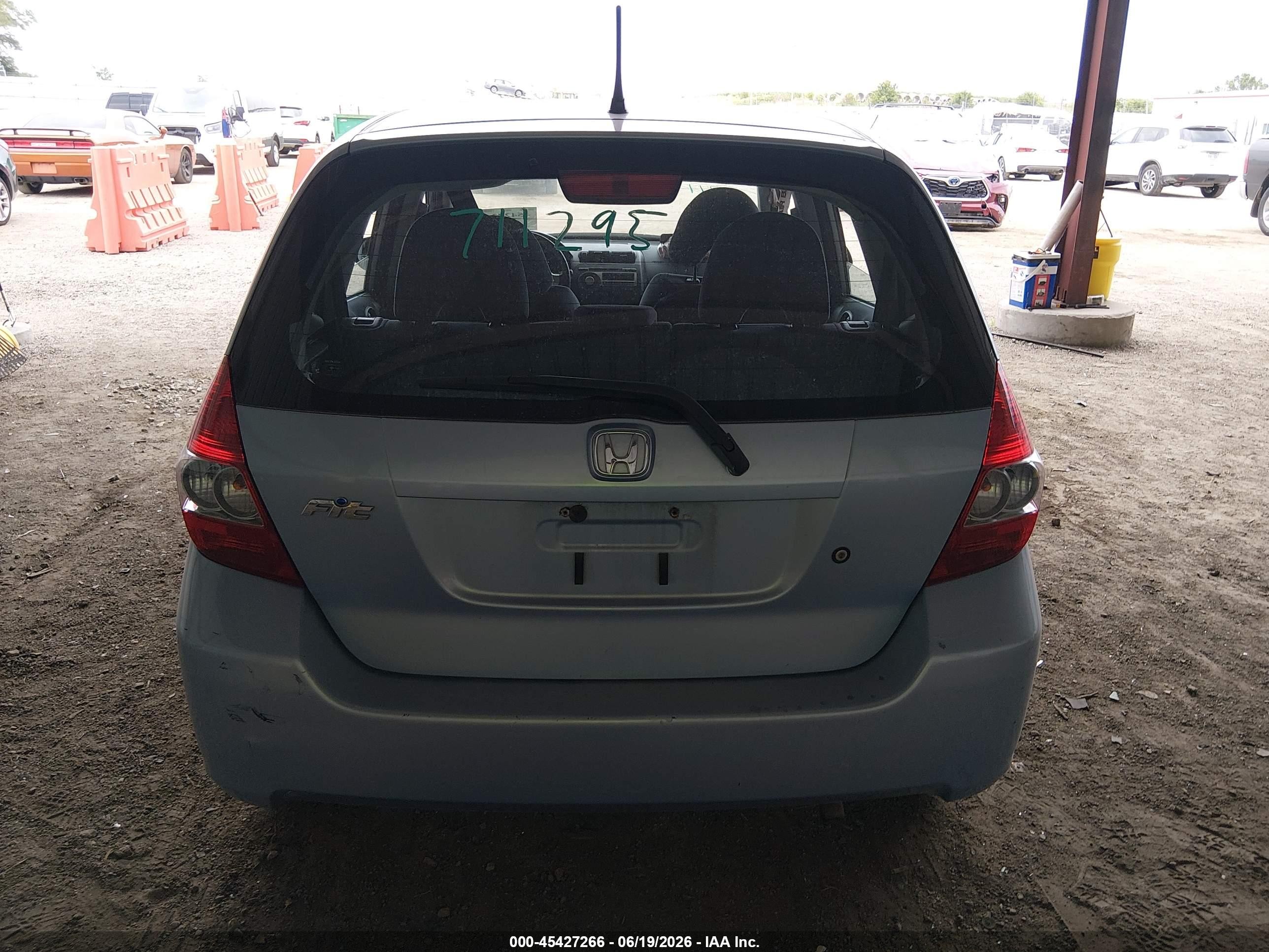 2008 Honda Fit   Light Blue vin: JHMGD384X8S029032