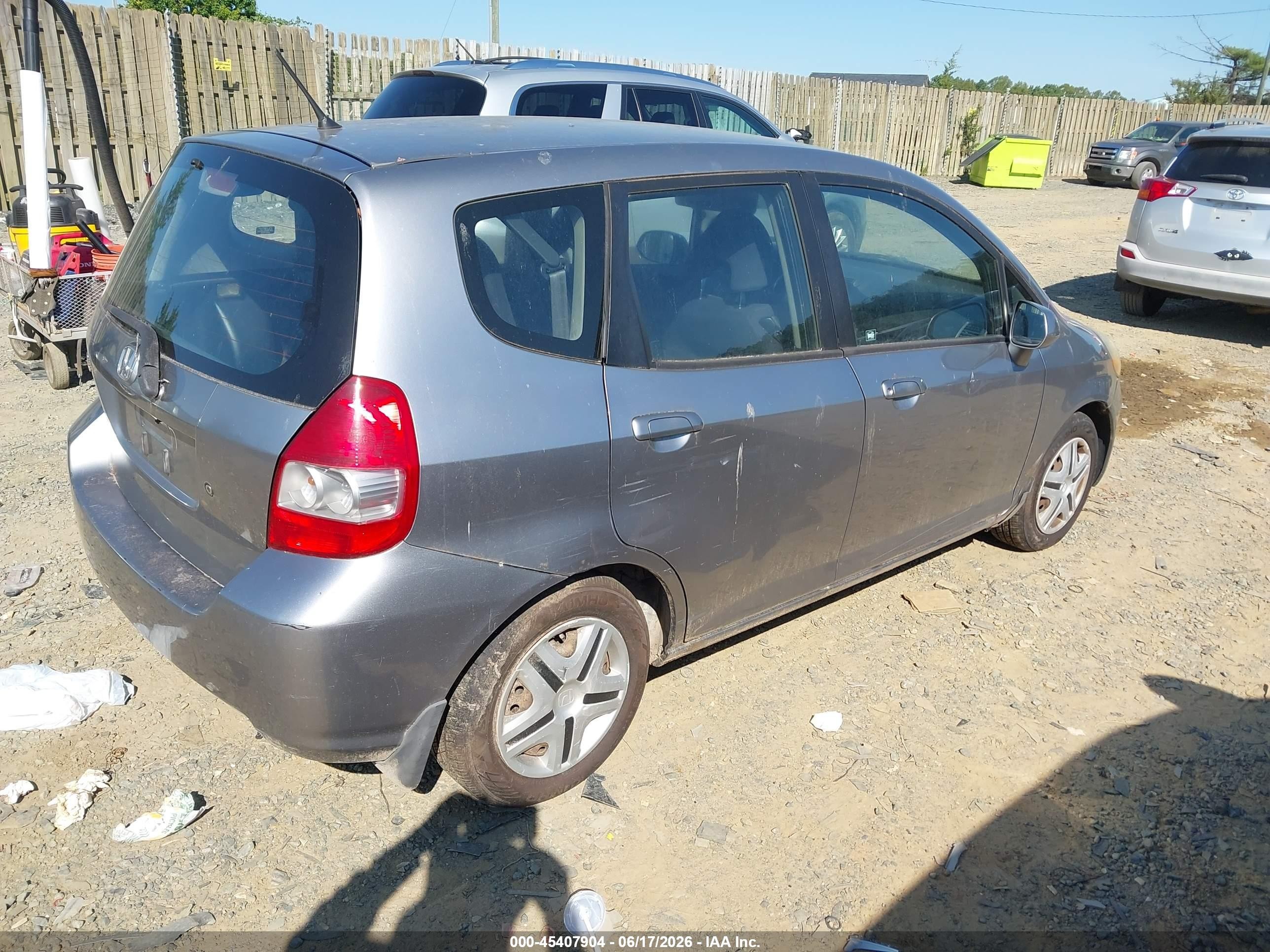 2008 Honda Fit   Серый vin: JHMGD384X8S069403