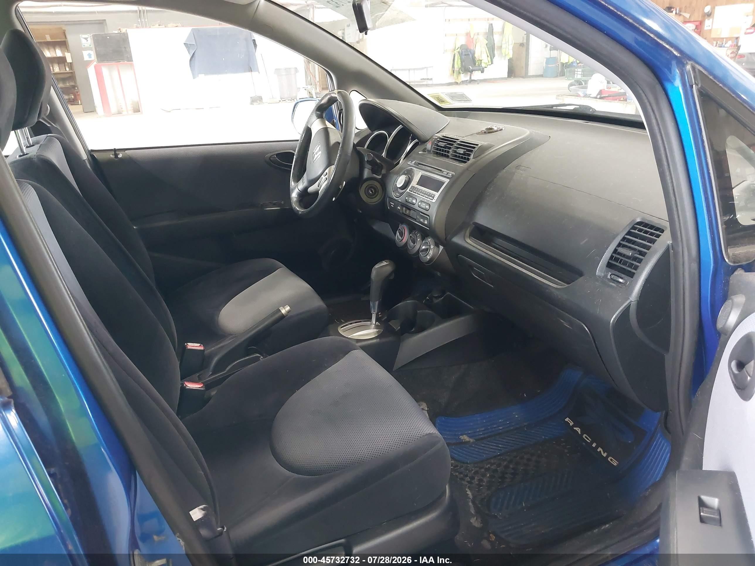 2007 Honda Fit Sport Blue vin: JHMGD38607S049225