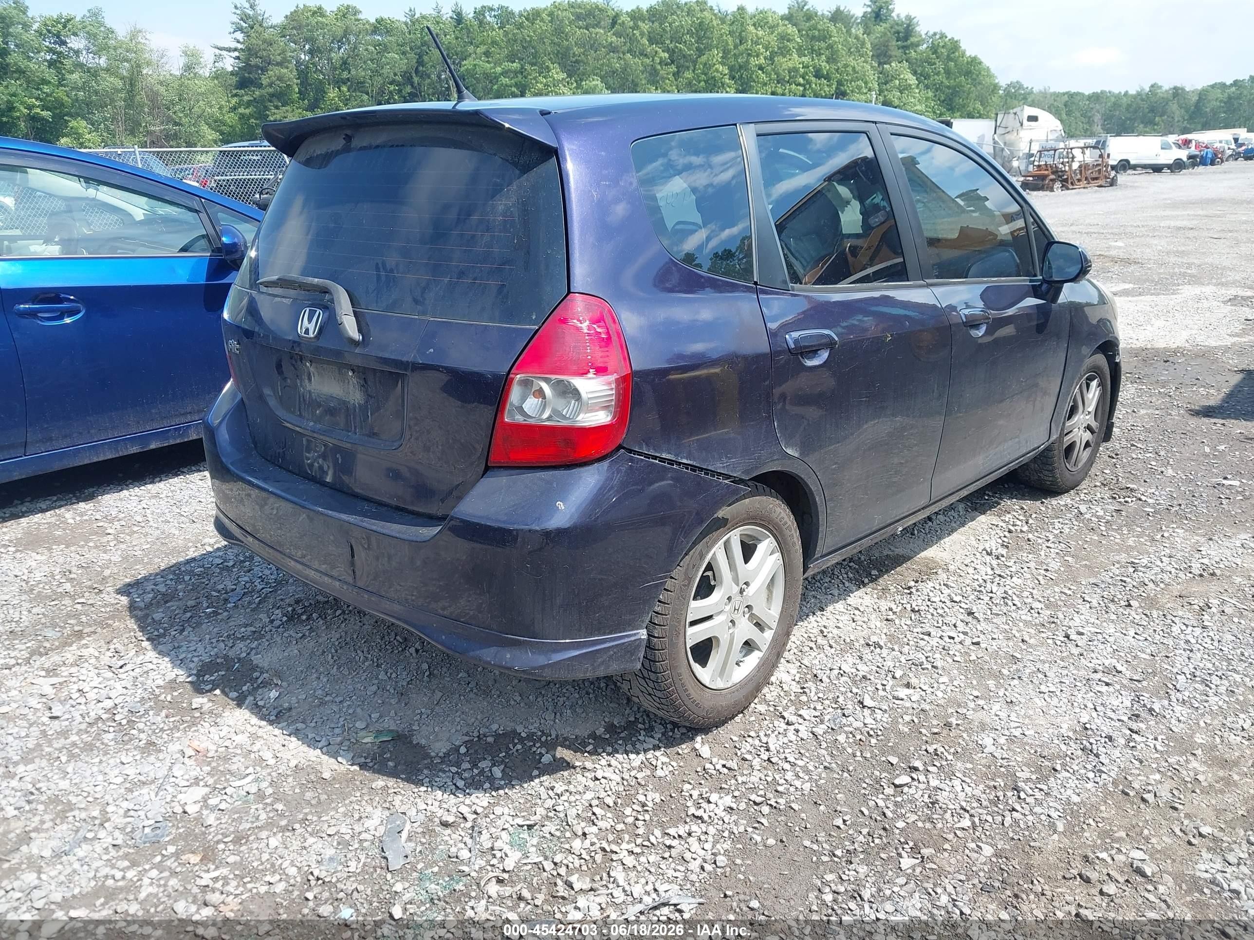 2008 Honda Fit Sport Blue vin: JHMGD38608S043359