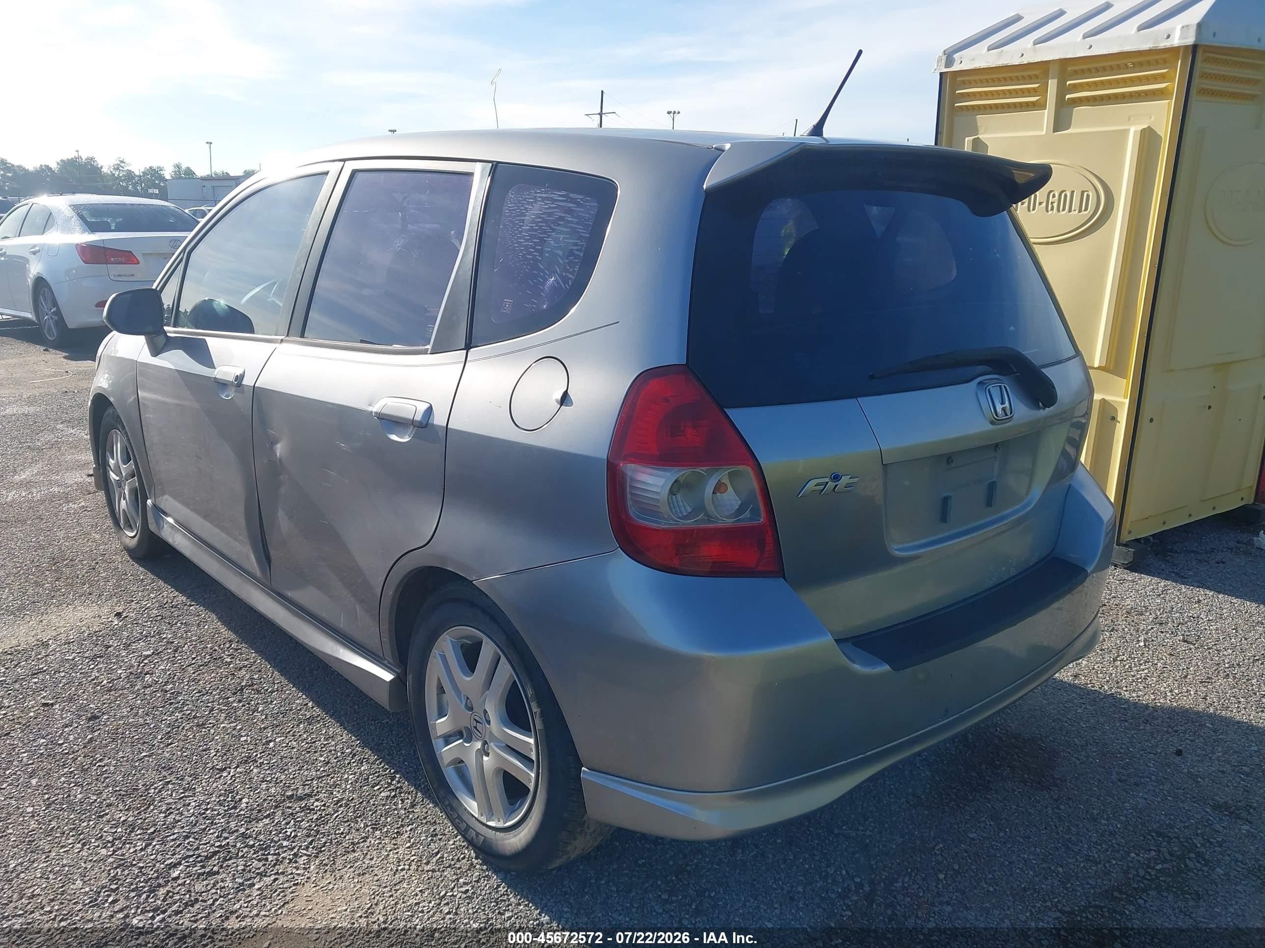 2008 Honda Fit Sport Silver vin: JHMGD38608S050036