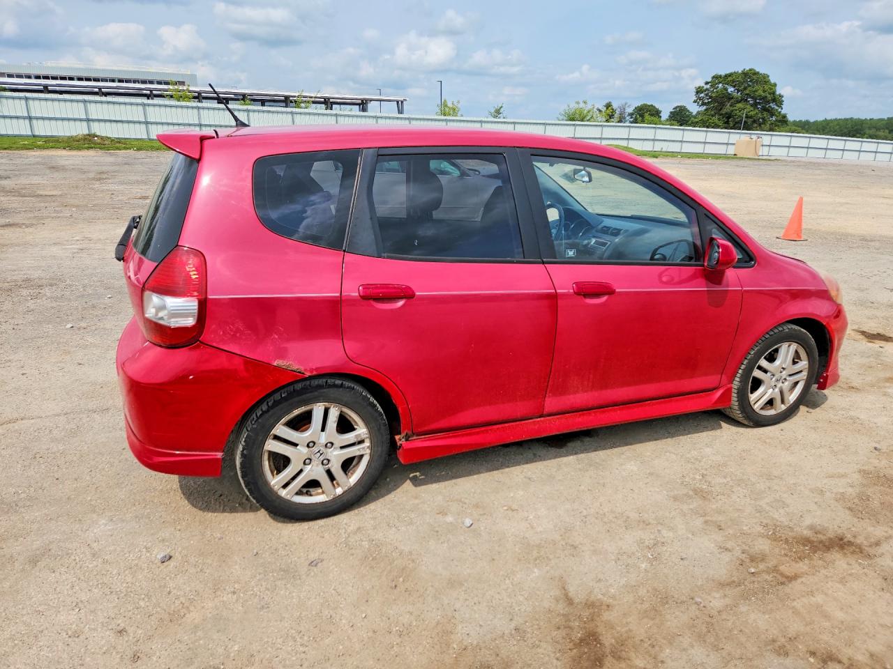 2007 Honda Fit S Red vin: JHMGD38617S037312