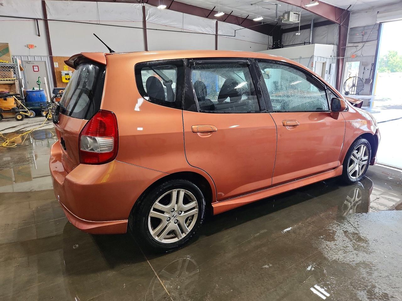 2008 Honda Fit Sport Orange vin: JHMGD38618S033441