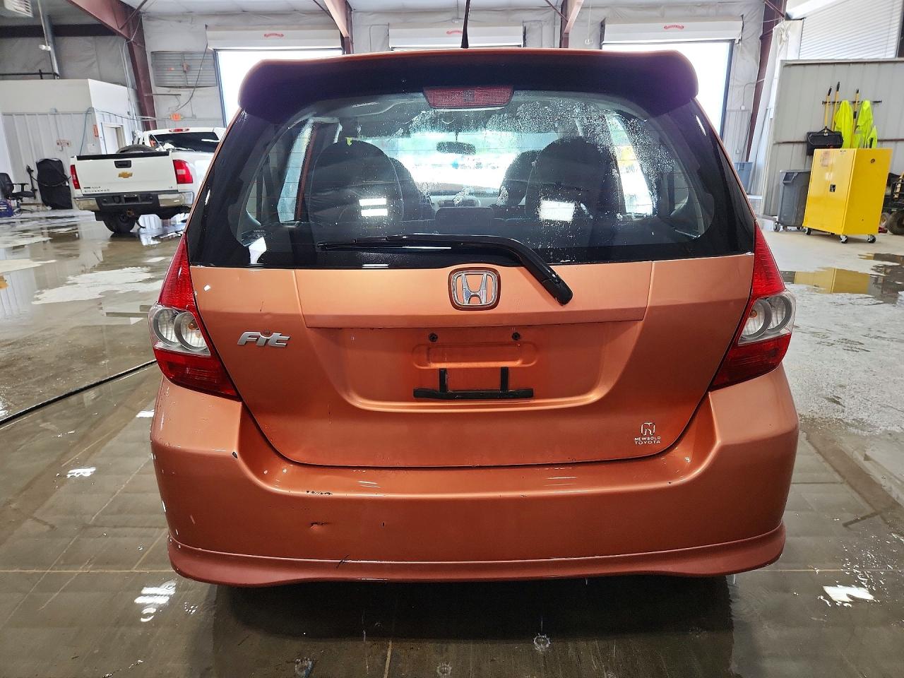 2008 Honda Fit Sport Orange vin: JHMGD38618S033441
