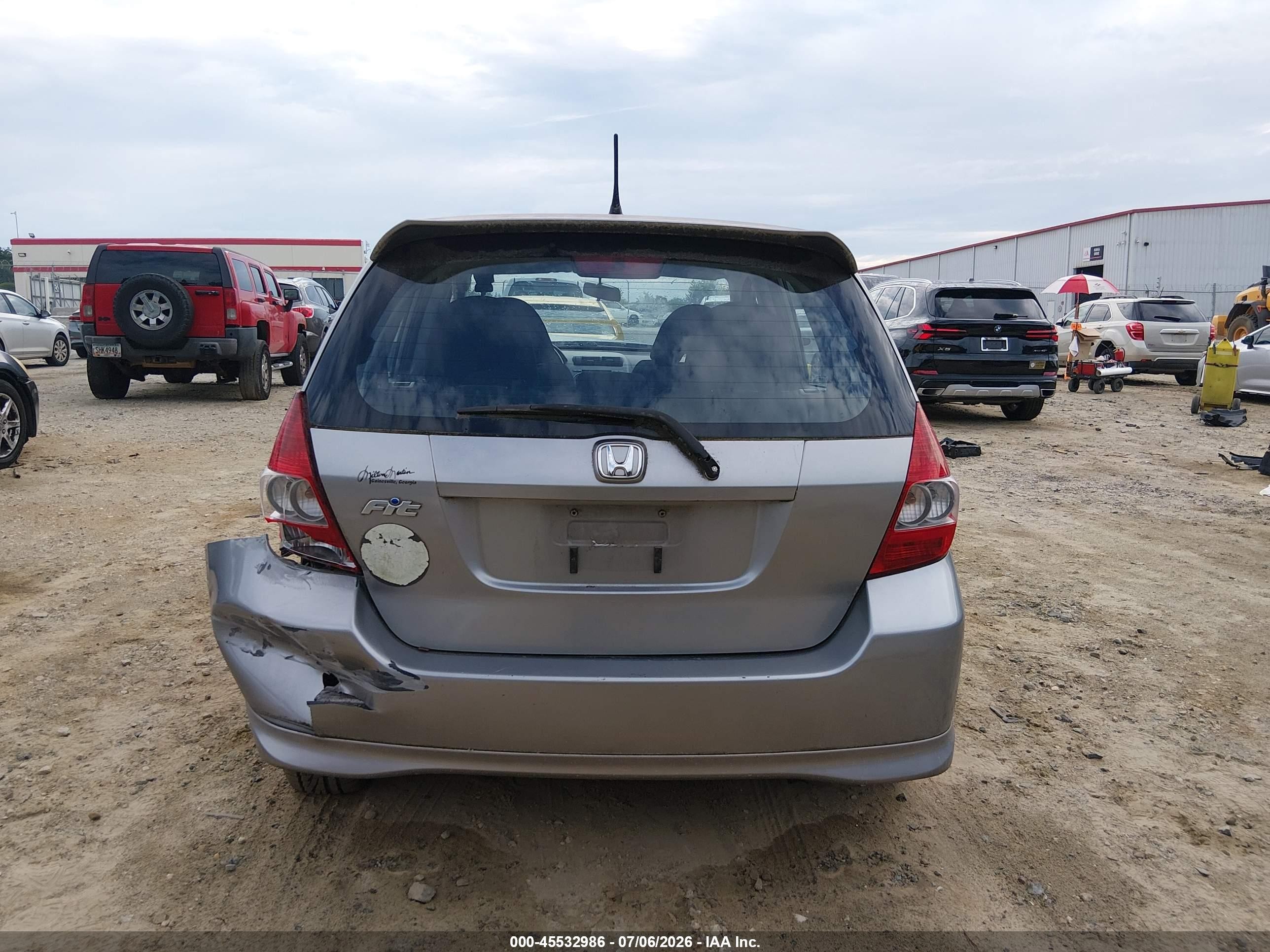 2008 Honda Fit Sport Silver vin: JHMGD38628S006085