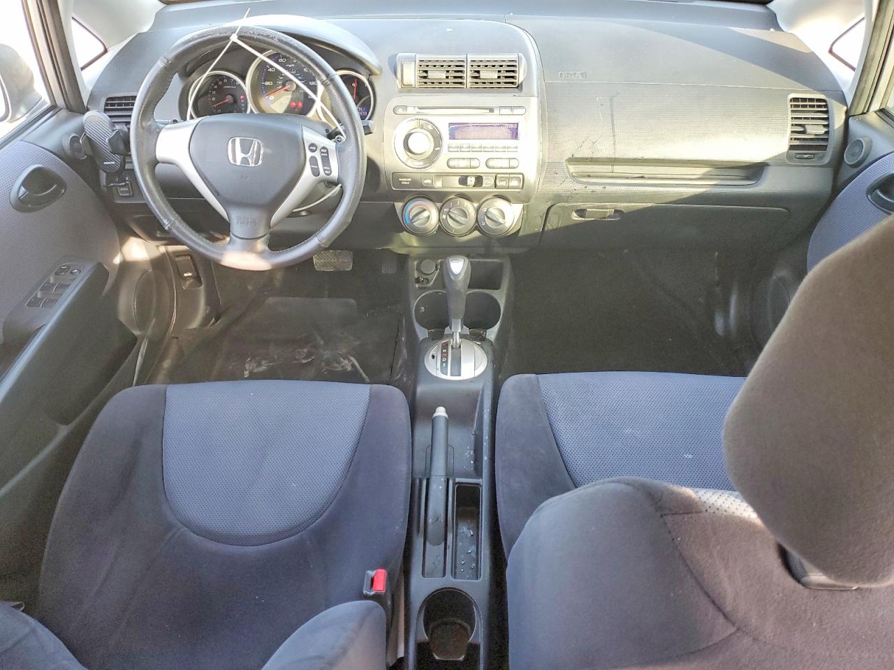 2008 Honda Fit Sport Серебряный vin: JHMGD38628S043220