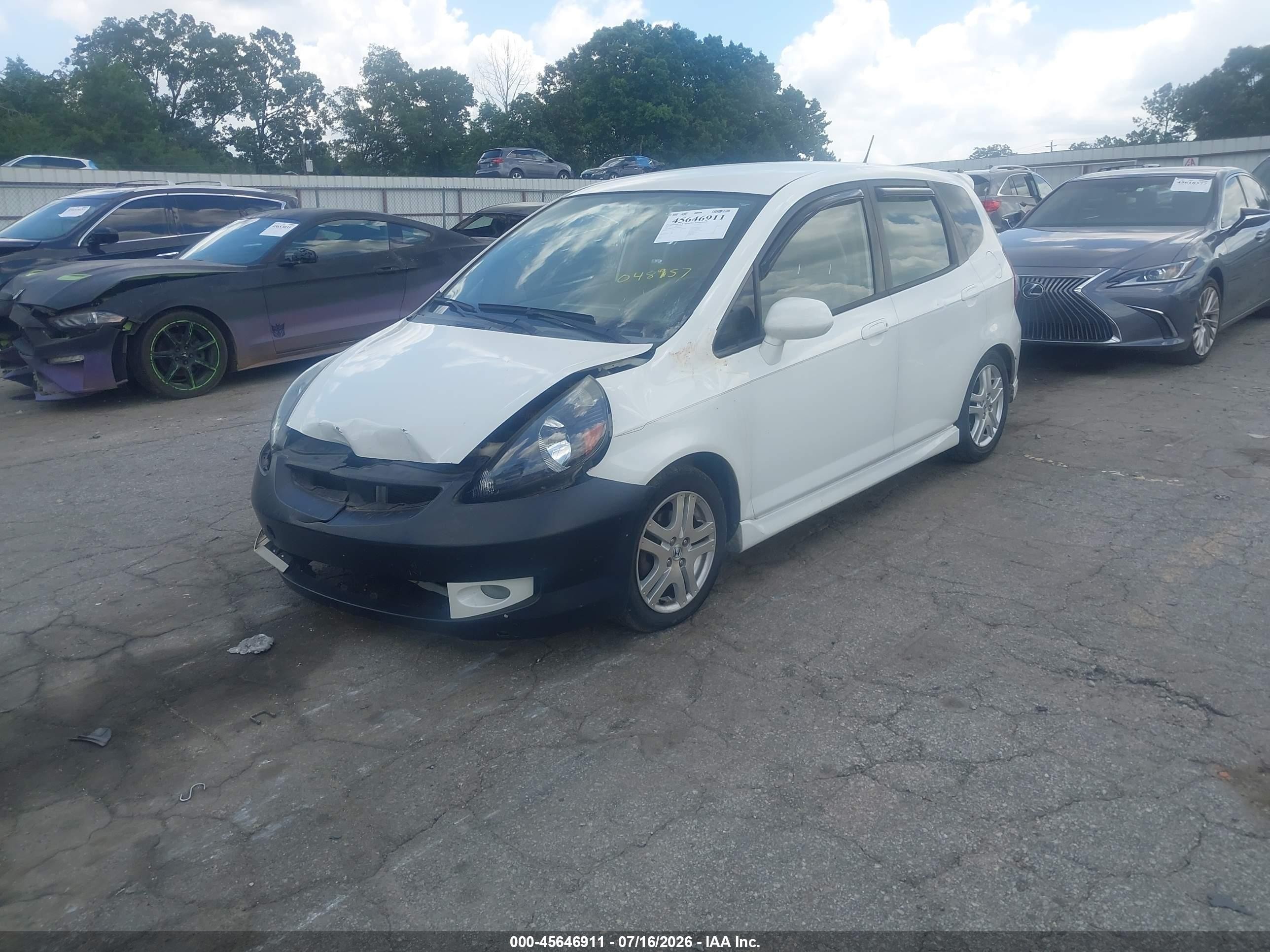 2007 Honda Fit Sport White vin: JHMGD38637S048957