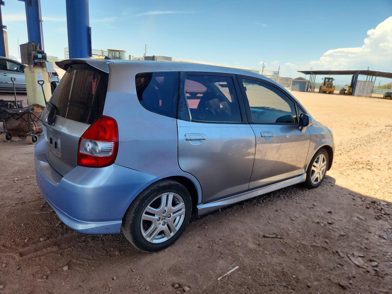 2008 Honda Fit Sport Silver vin: JHMGD38638S014700