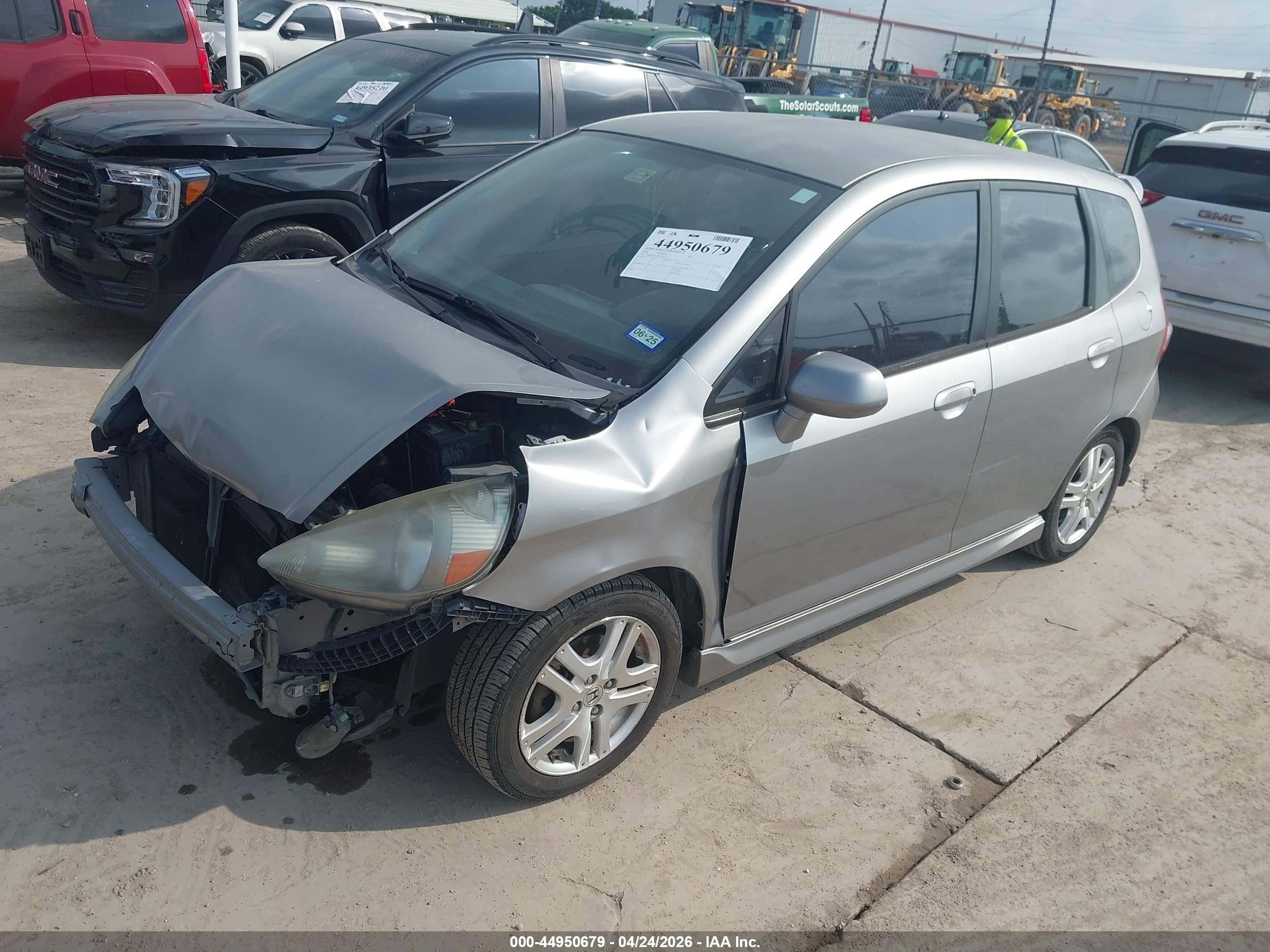 2008 Honda Fit Sport Silver vin: JHMGD38638S034557