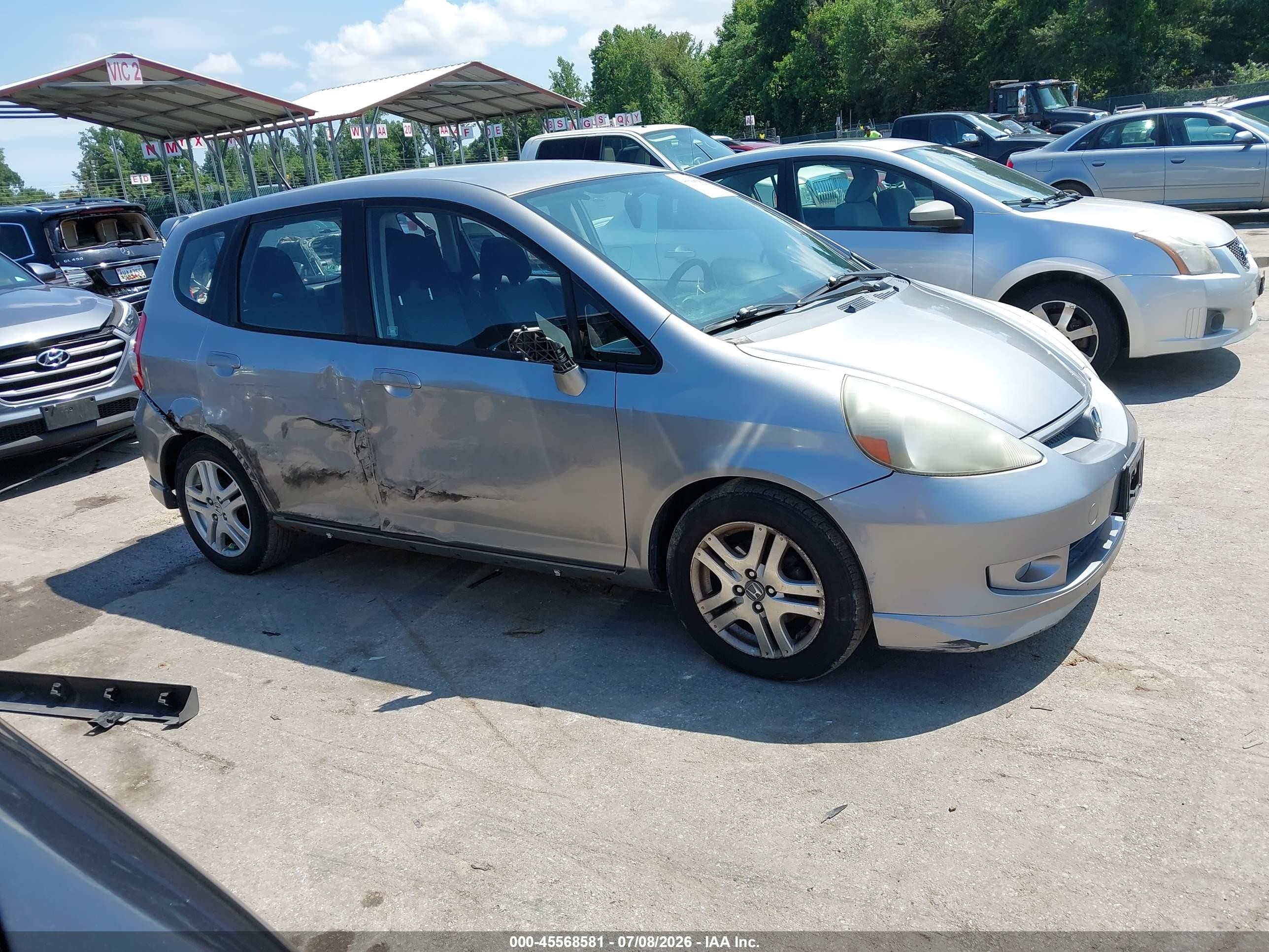 2007 Honda Fit Sport Silver vin: JHMGD38647S042794