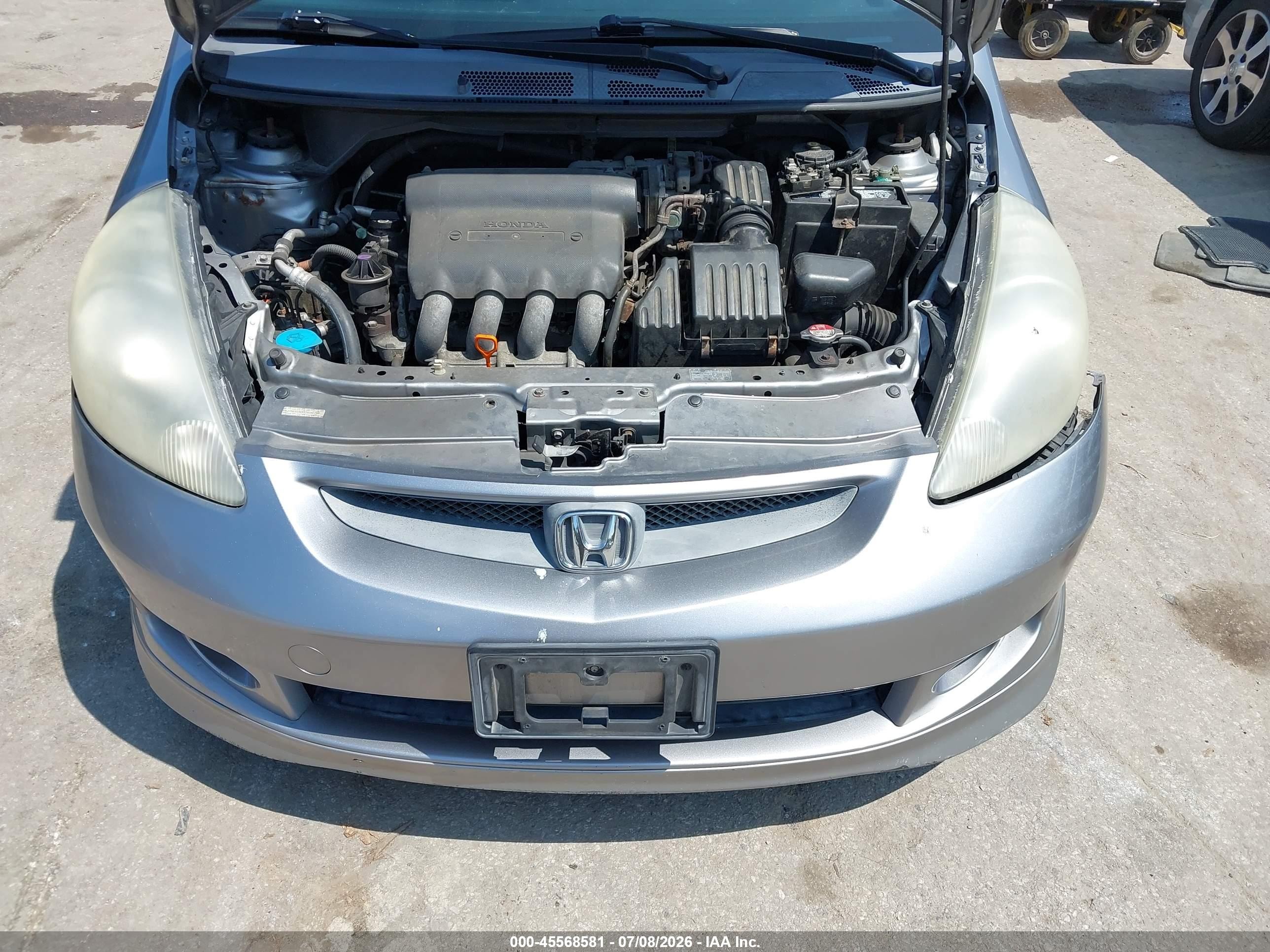 2007 Honda Fit Sport Silver vin: JHMGD38647S042794