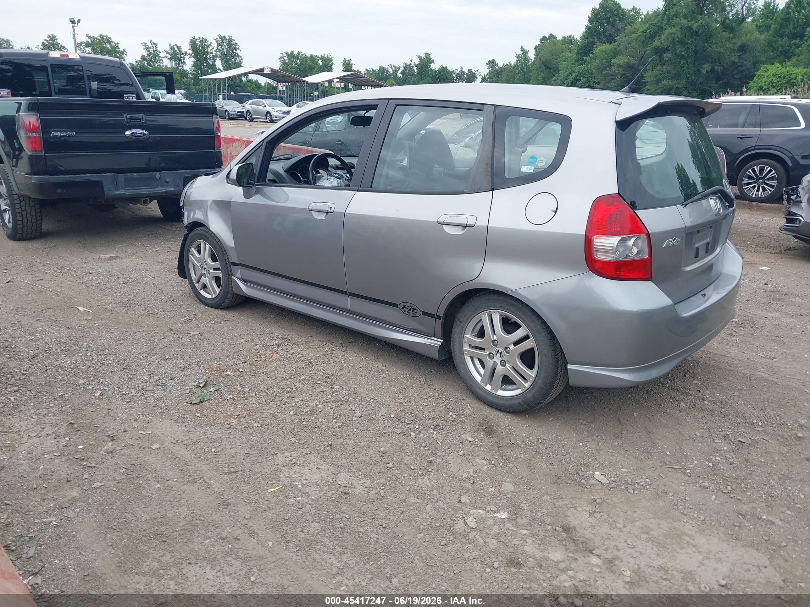 2008 Honda Fit Sport Silver vin: JHMGD38648S061461
