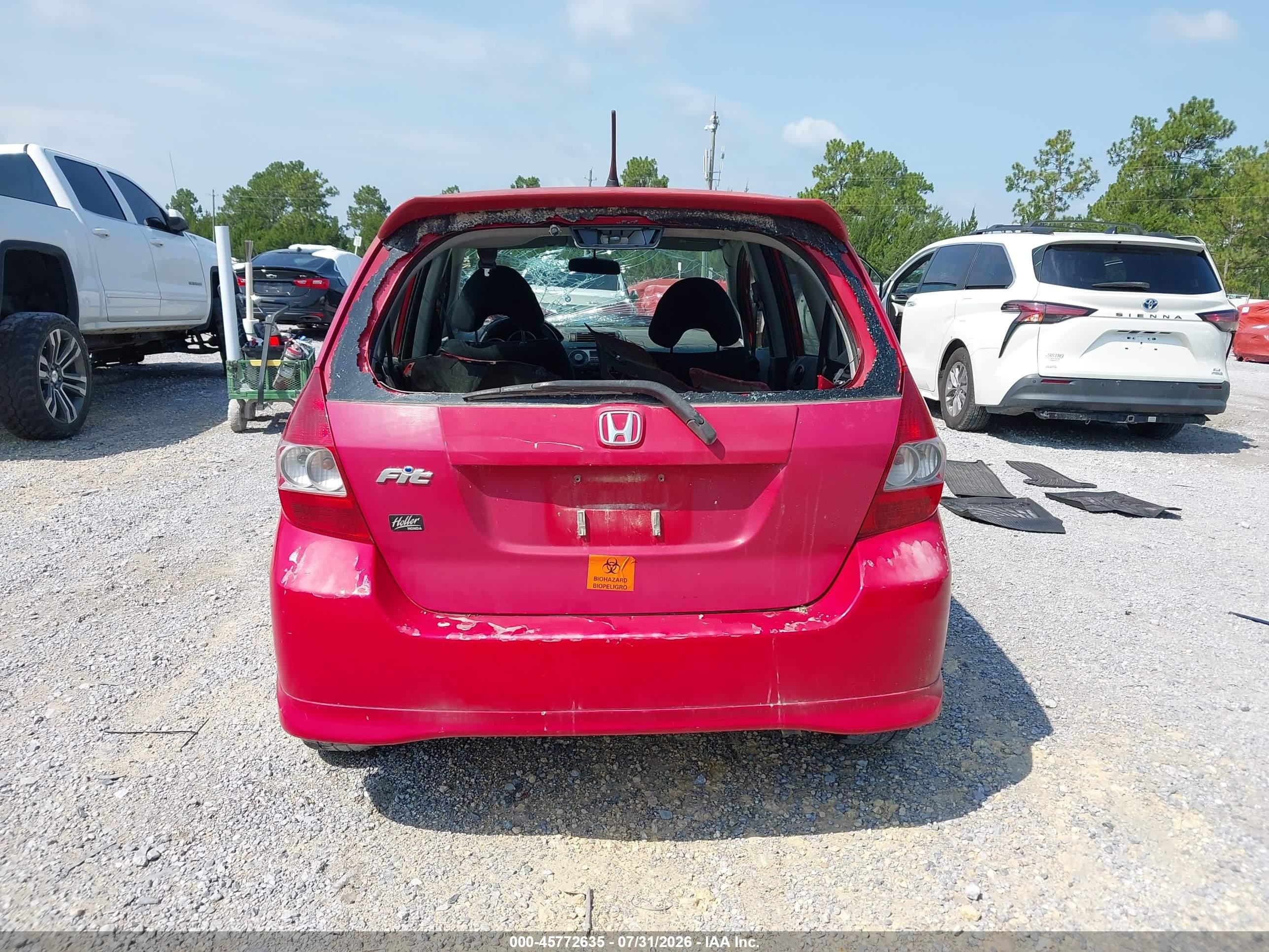 2007 Honda Fit Sport Red vin: JHMGD38657S005382