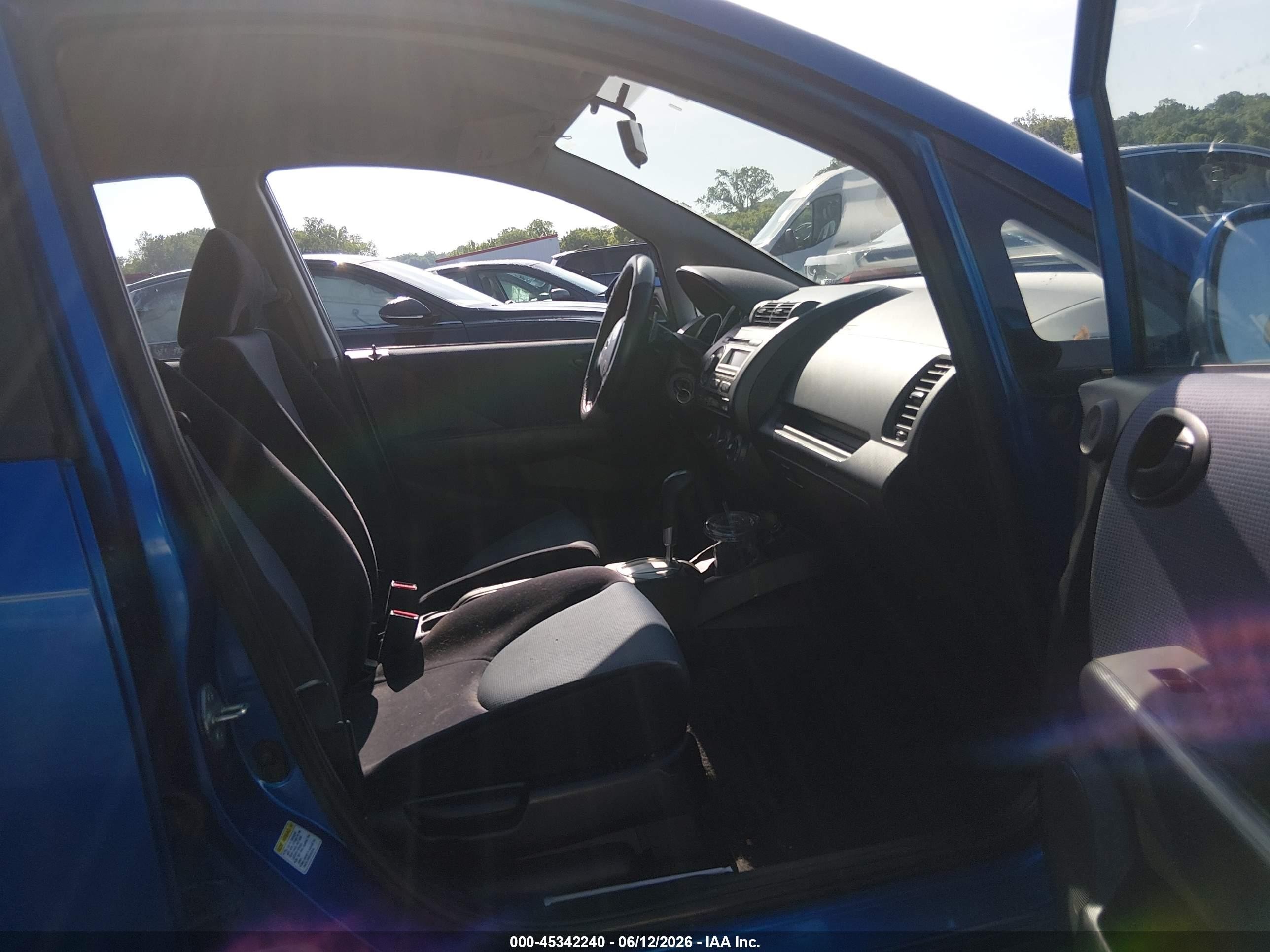 2007 Honda Fit Sport Blue vin: JHMGD38657S014325