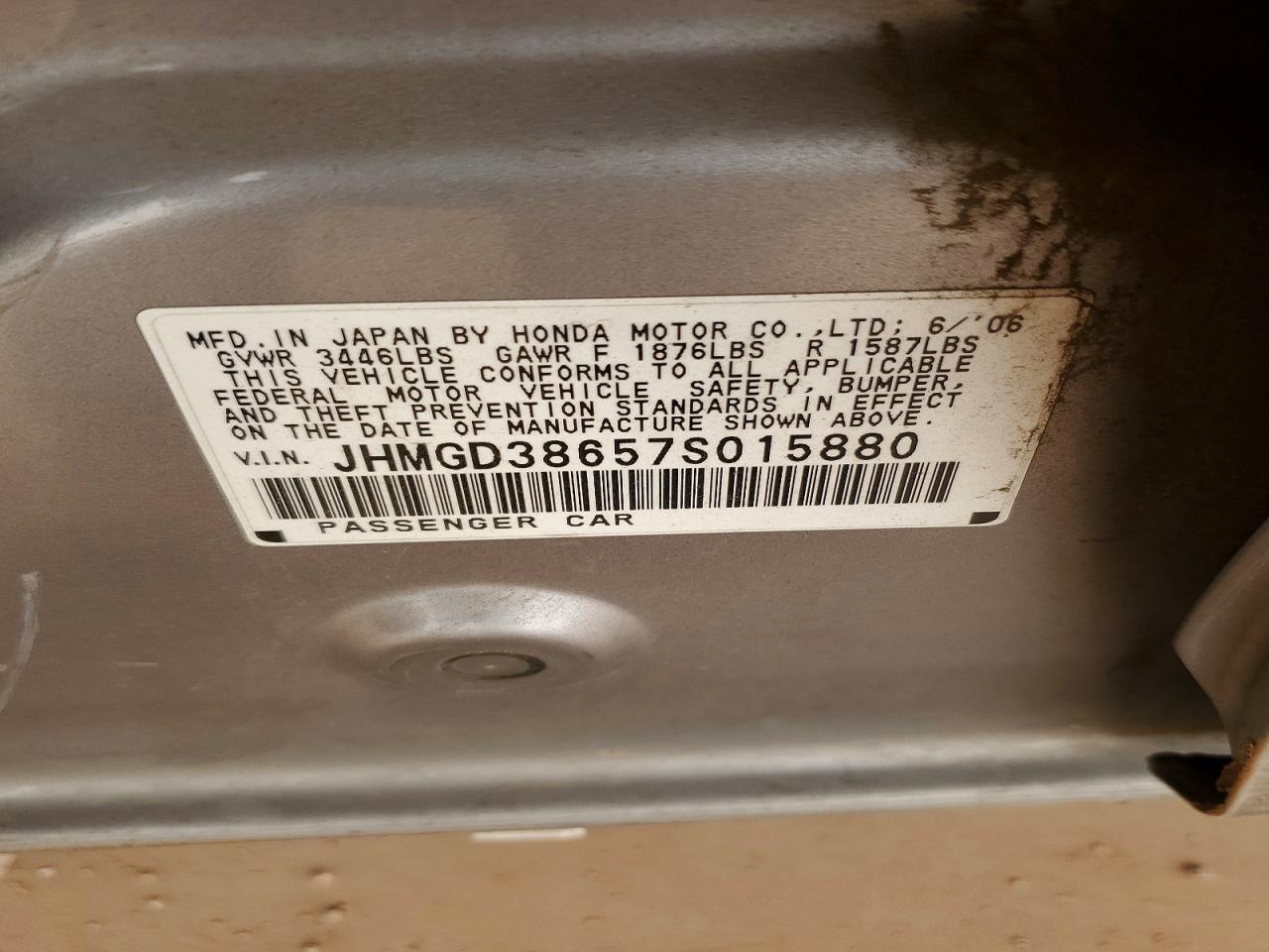 2007 Honda Fit S Silver vin: JHMGD38657S015880