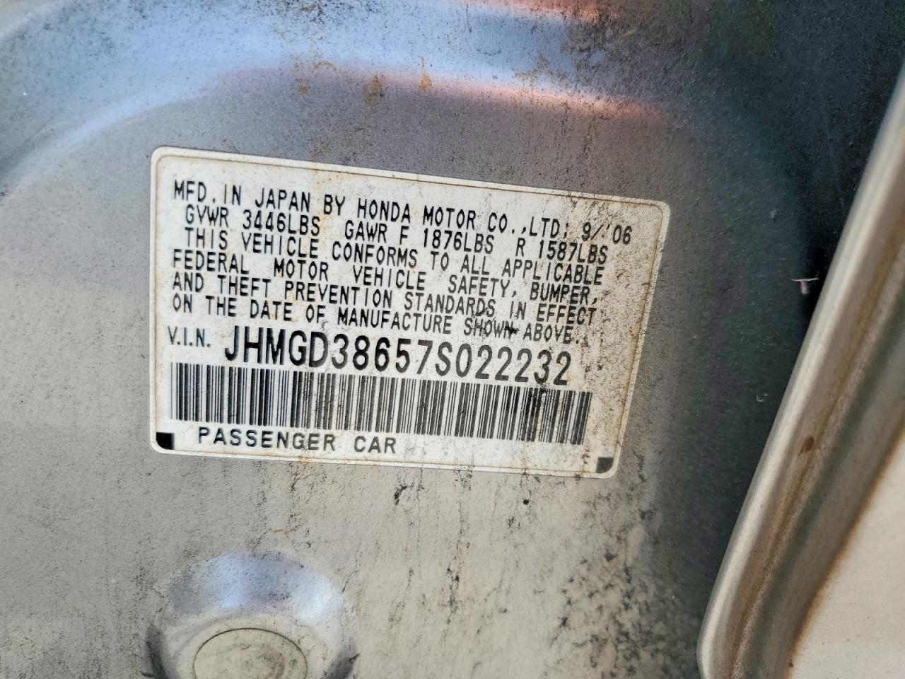 2007 Honda Fit S Silver vin: JHMGD38657S022232