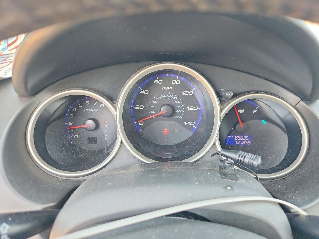 2007 Honda Fit S Silver vin: JHMGD38667S047415
