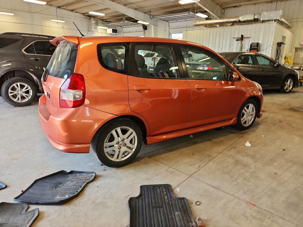 2008 Honda Fit Sport Orange vin: JHMGD38668S036464