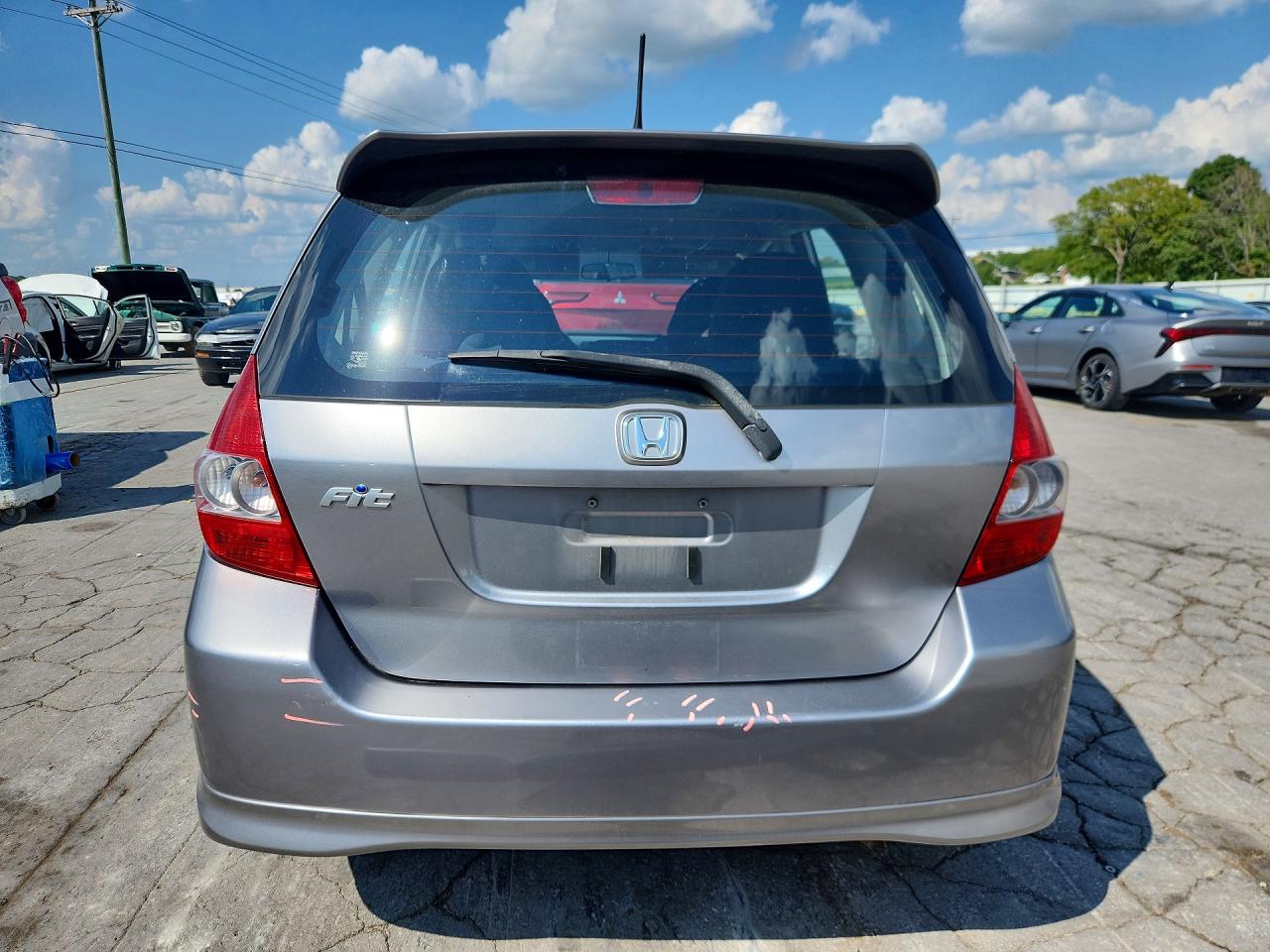 2008 Honda Fit Sport Silver vin: JHMGD38668S063826
