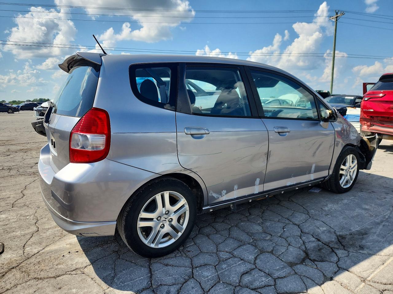 2008 Honda Fit Sport Silver vin: JHMGD38668S063826