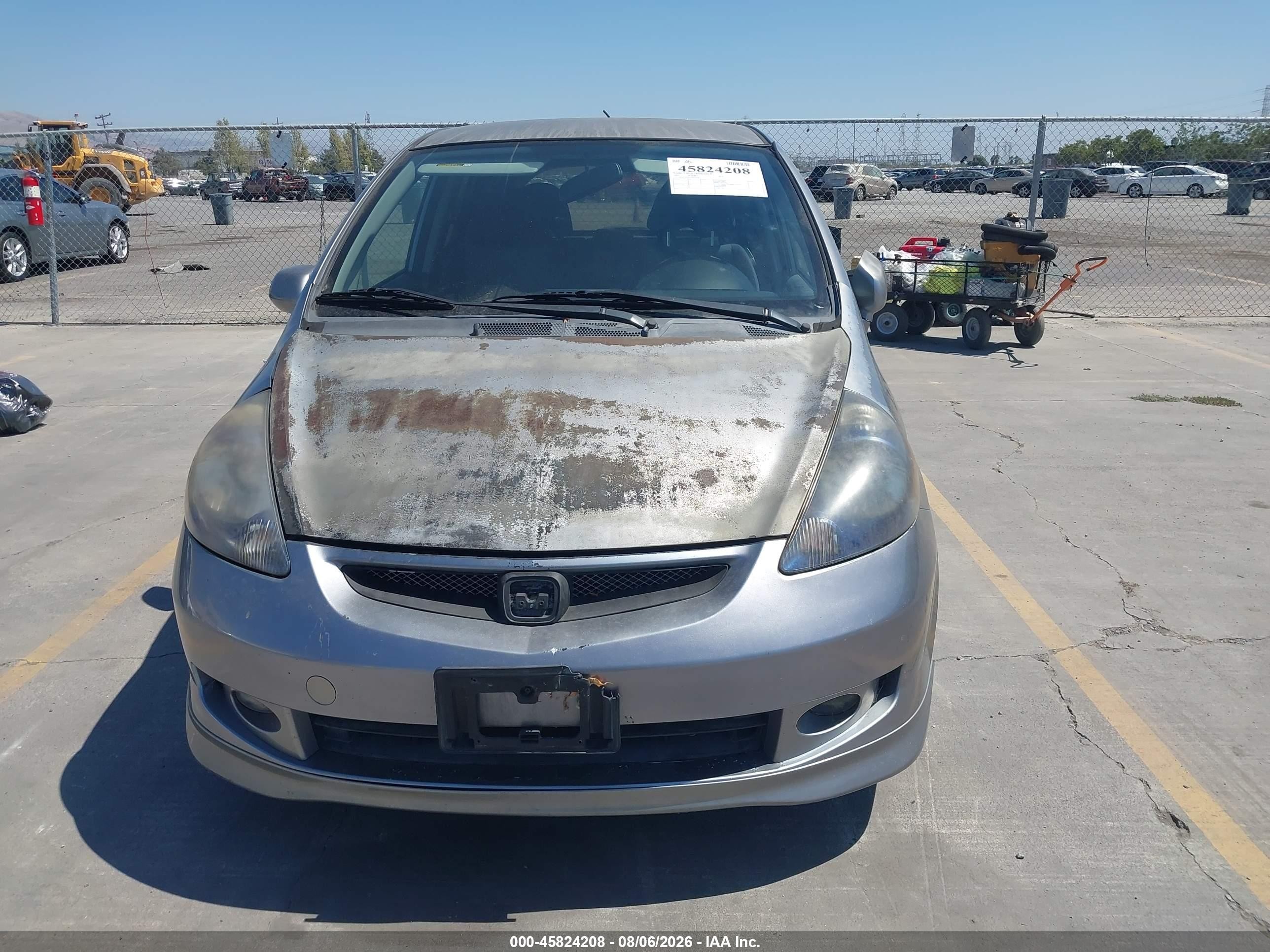 2007 Honda Fit Sport Silver vin: JHMGD38677S024516