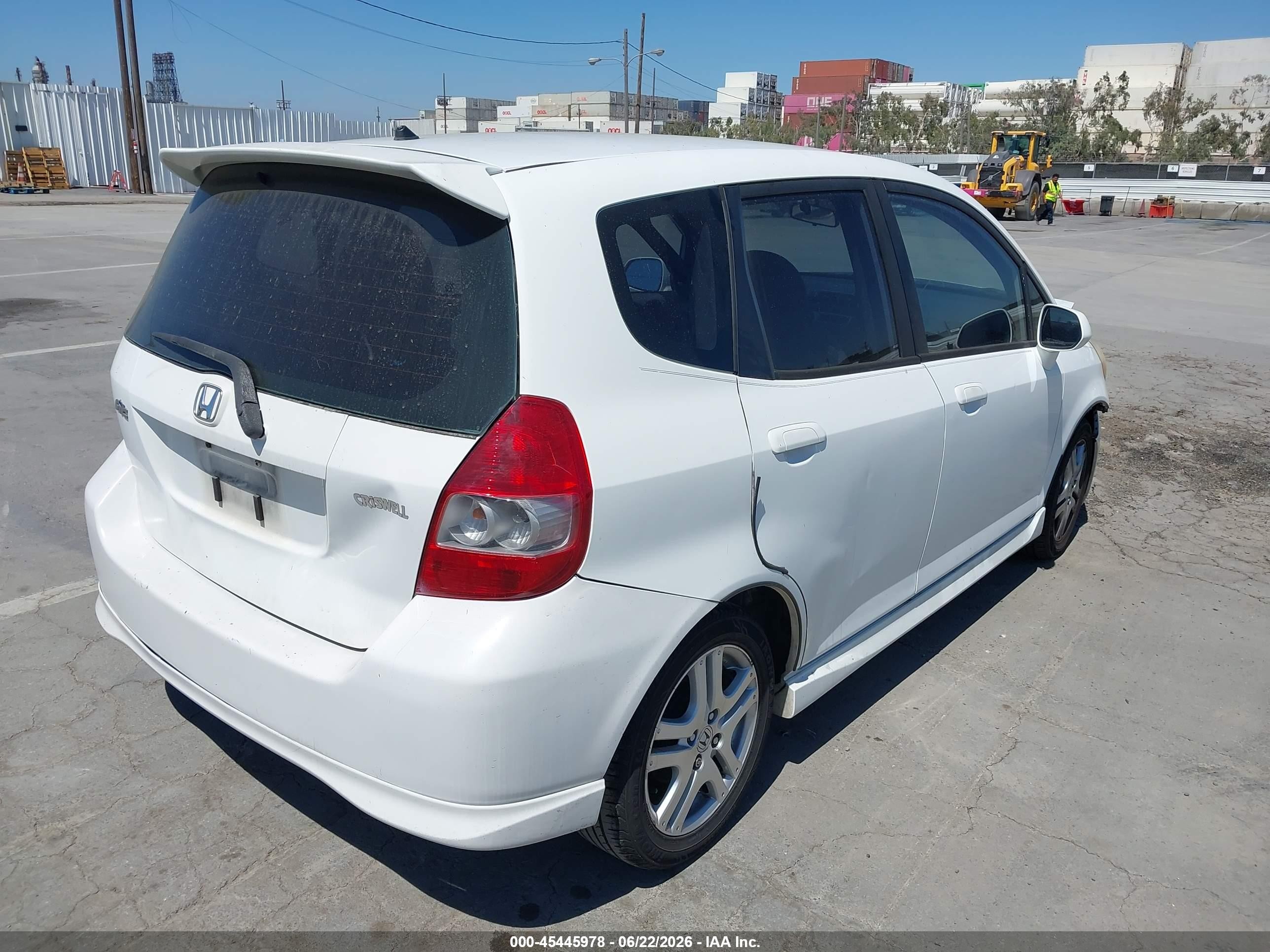 2007 Honda Fit Sport White vin: JHMGD38677S046290