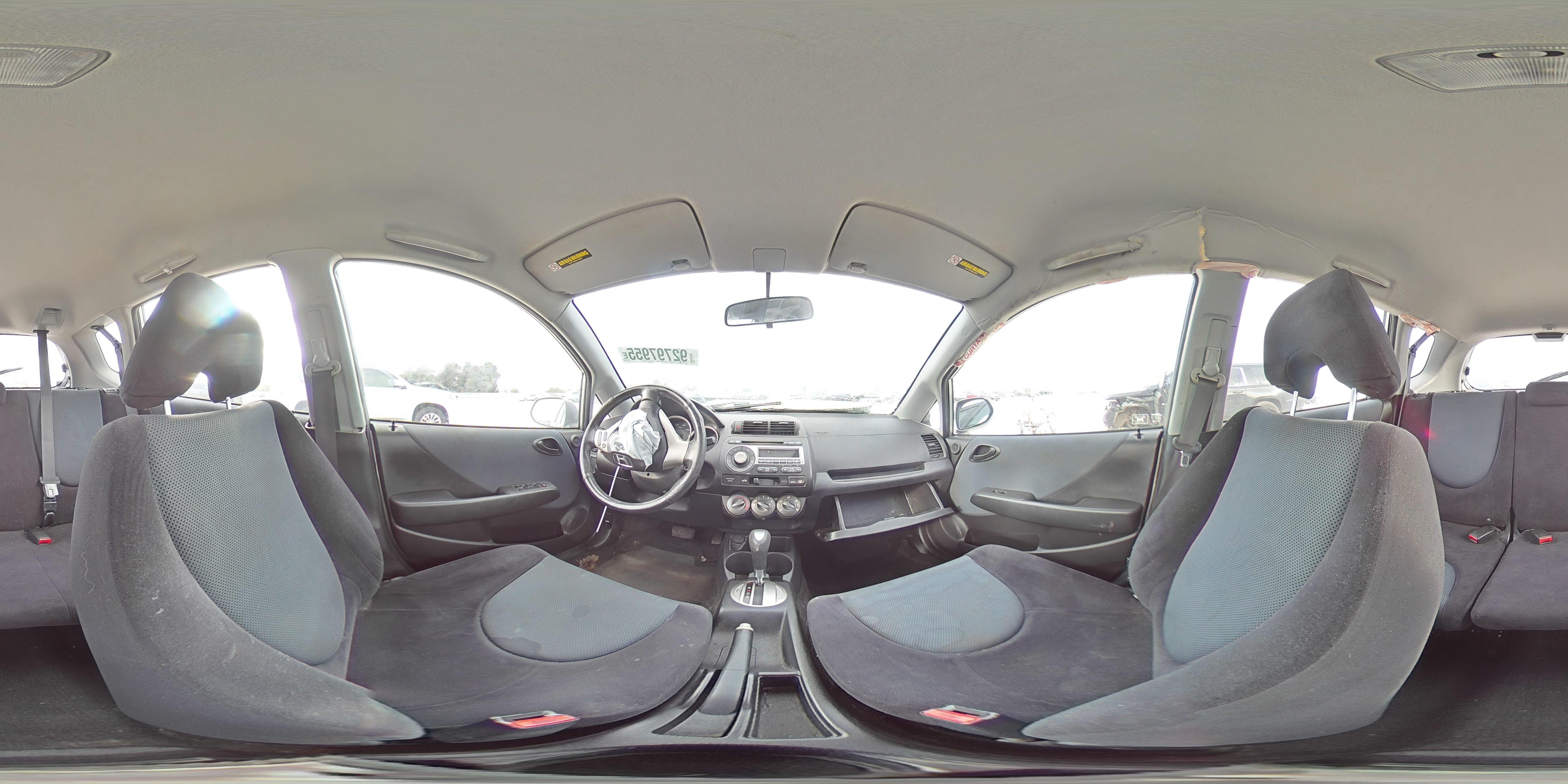 2007 Honda Fit S Silver vin: JHMGD38687S028607