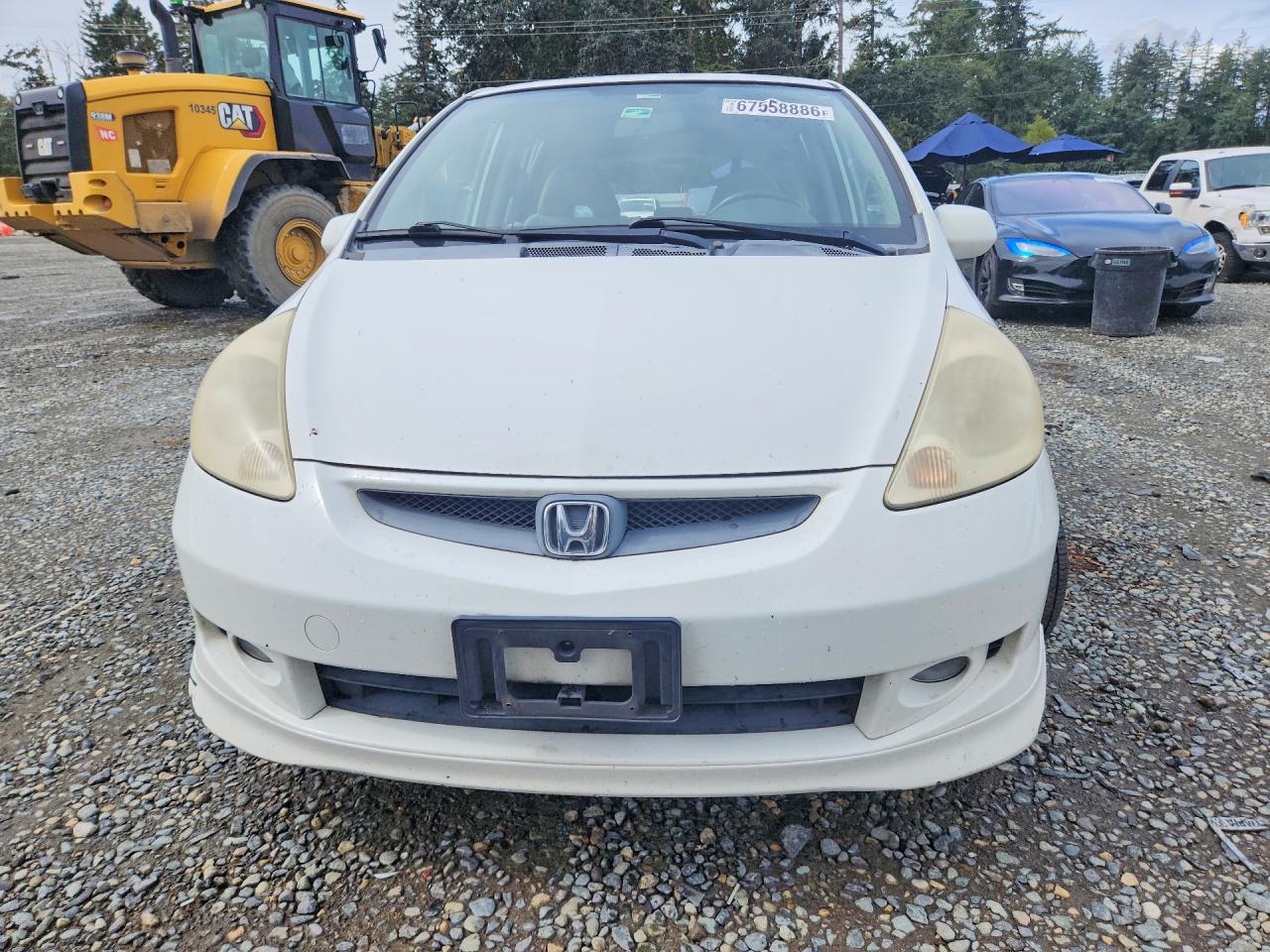 2007 Honda Fit S White vin: JHMGD38697S055637