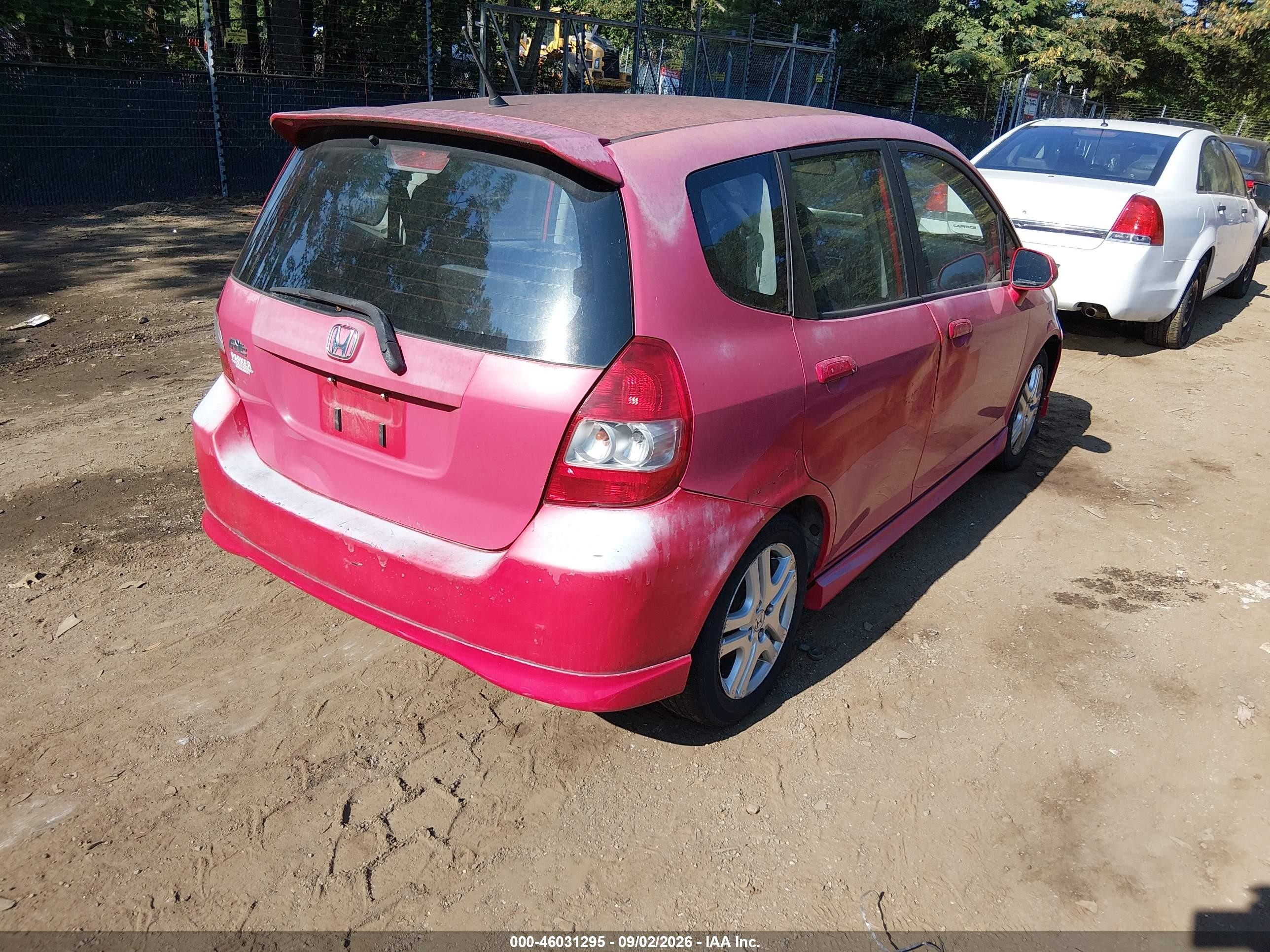 2007 Honda Fit Sport Red vin: JHMGD38697S058425