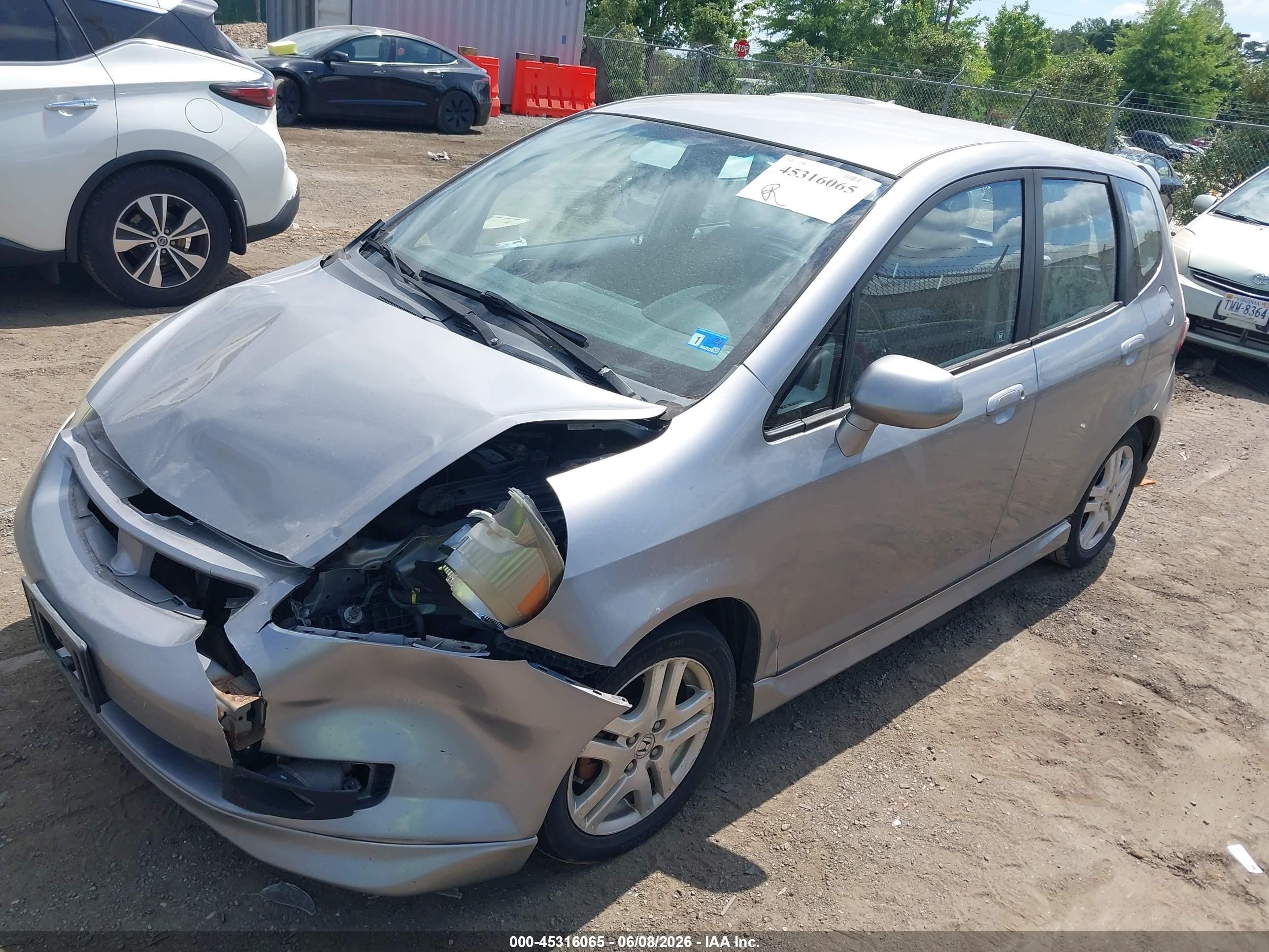 2008 Honda Fit Sport Gray vin: JHMGD38698S037804