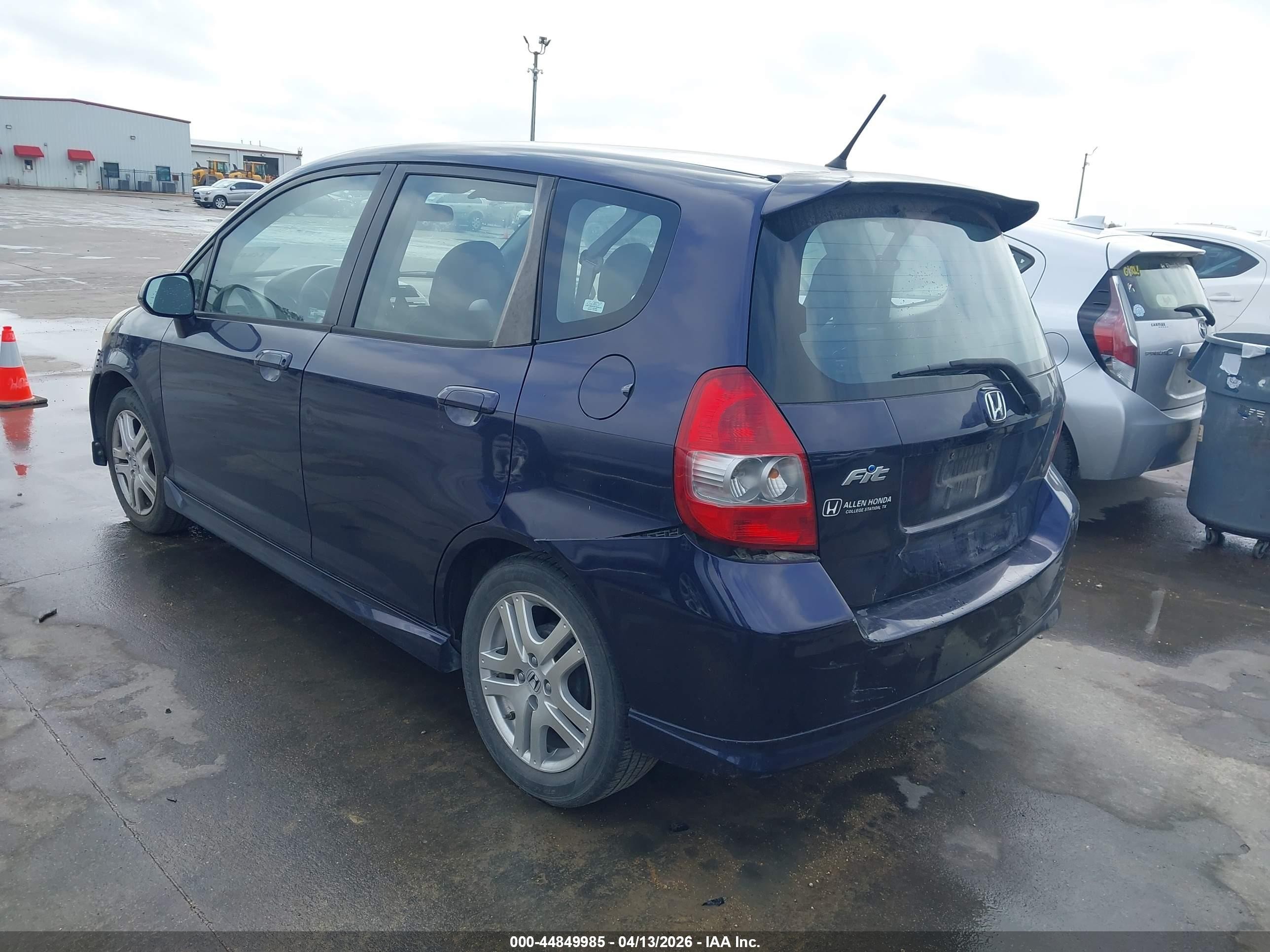 2008 Honda Fit Sport Purple vin: JHMGD38698S053629