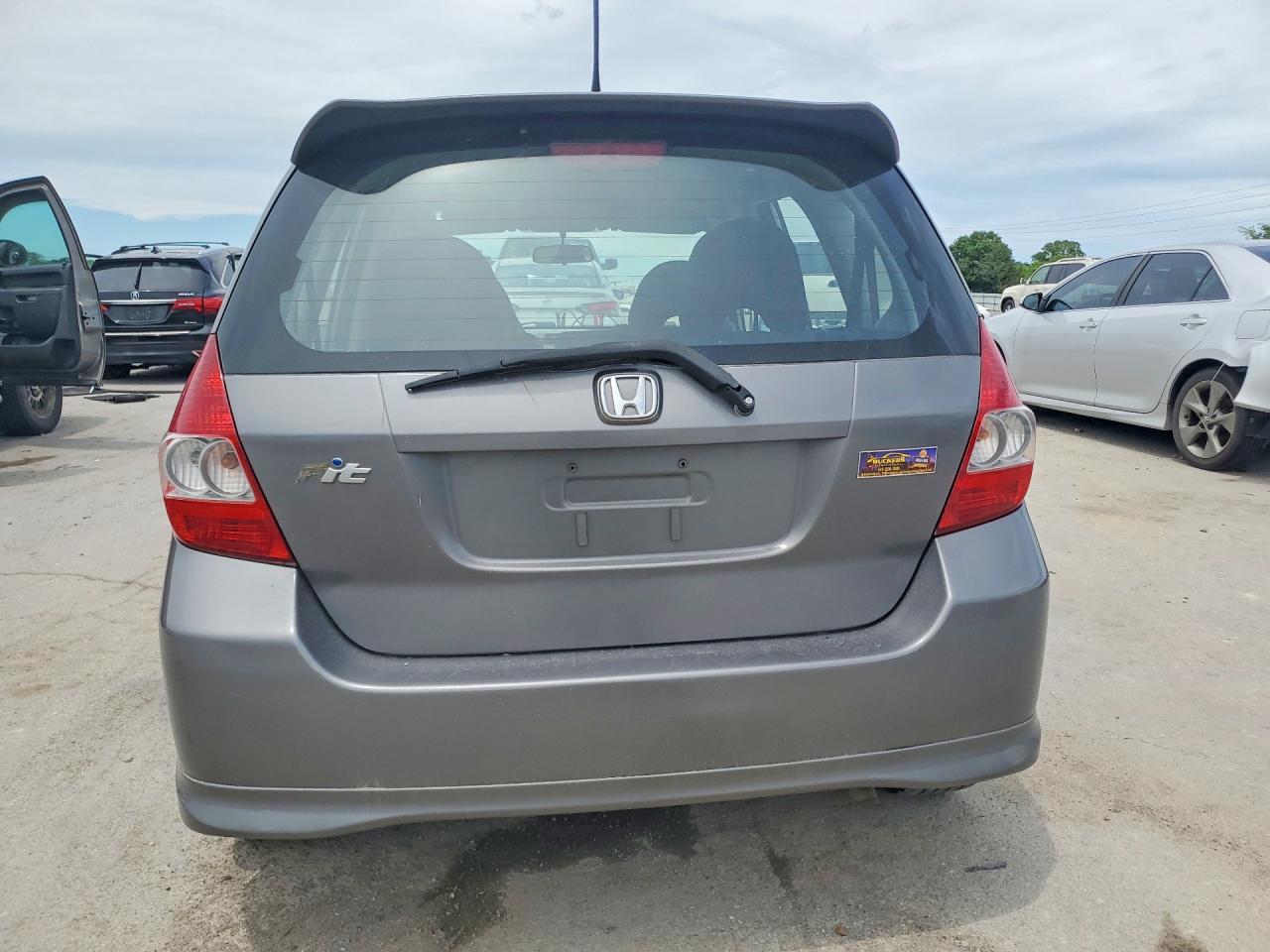 2007 Honda Fit Sport Gray vin: JHMGD386X7S040760