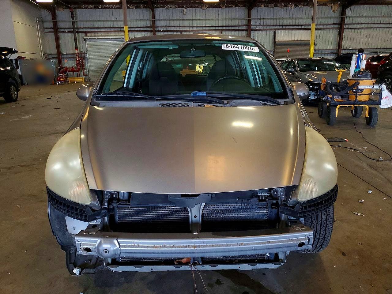 2007 Honda Fit S Silver vin: JHMGD386X7S052410